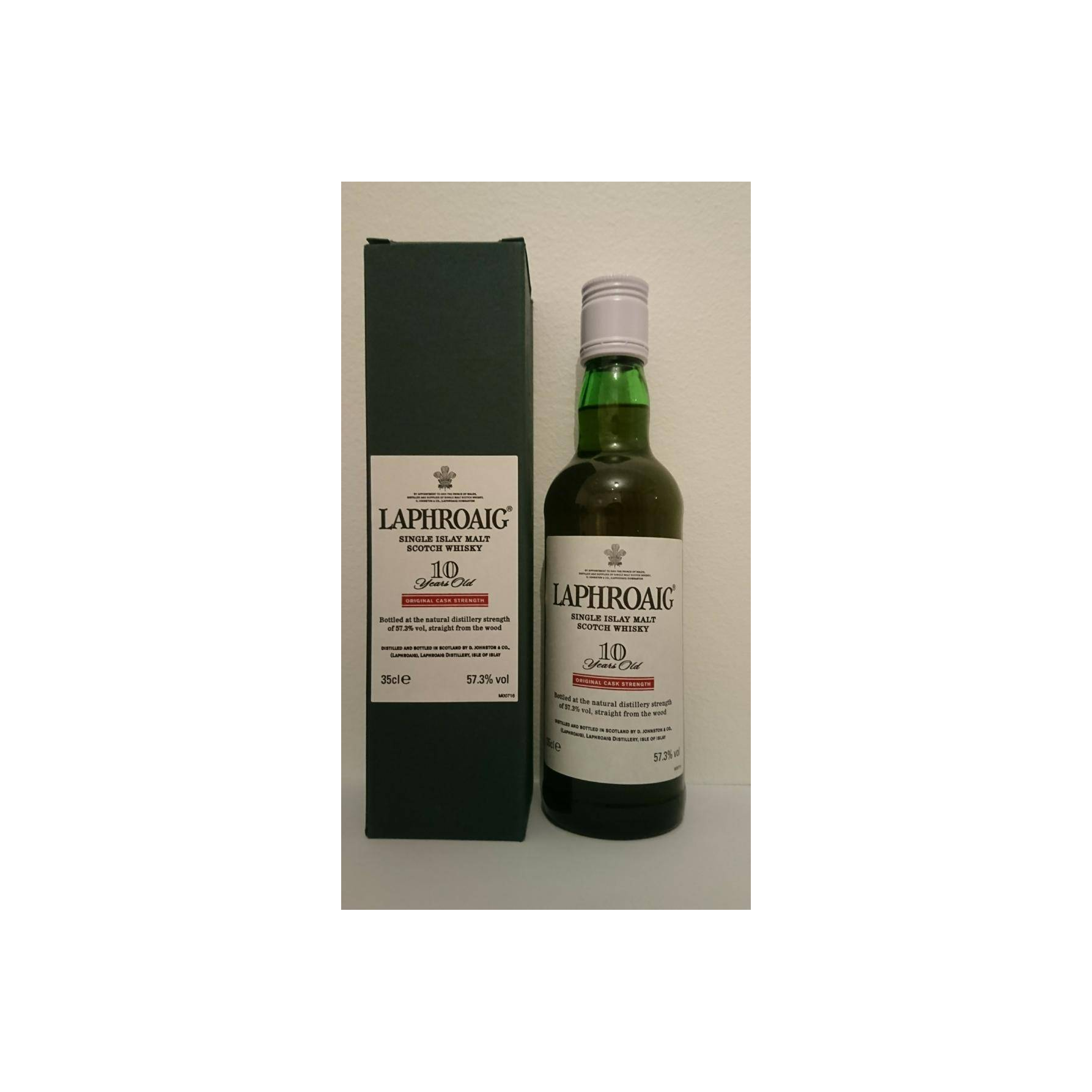 Laphroaig 10 Years Single Malt Whisky 3
