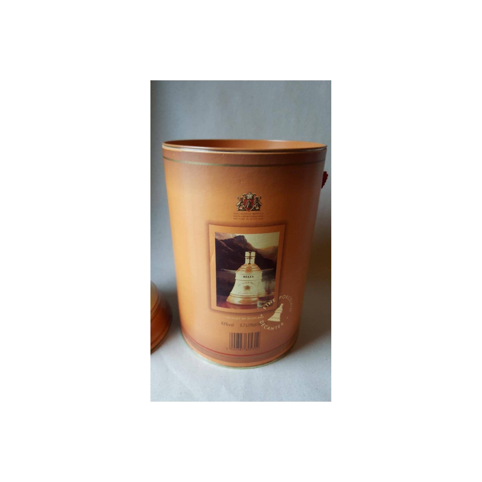 Bell's Old Scotch Whisky 3