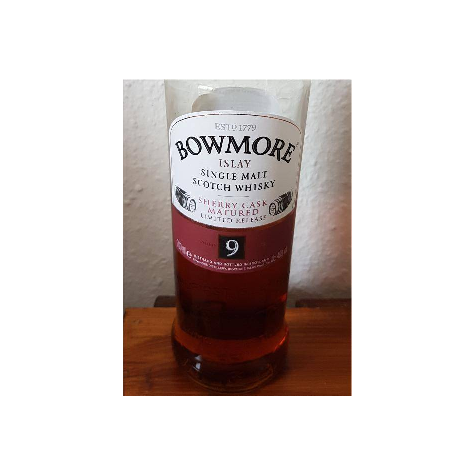 Bowmore 9 Years Single Malt Whisky