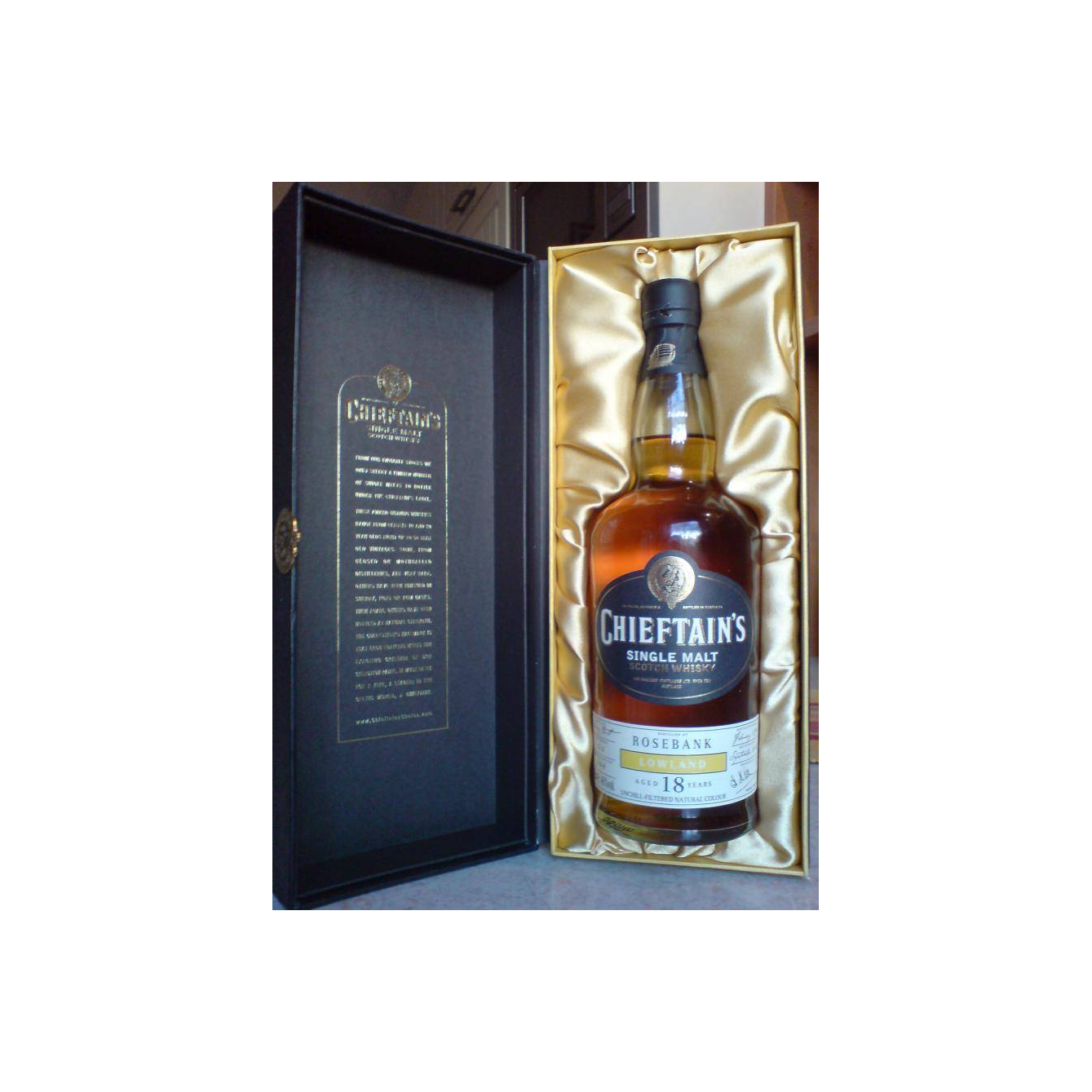 Rosebank 1990 18 Years Single Malt Whisky 3