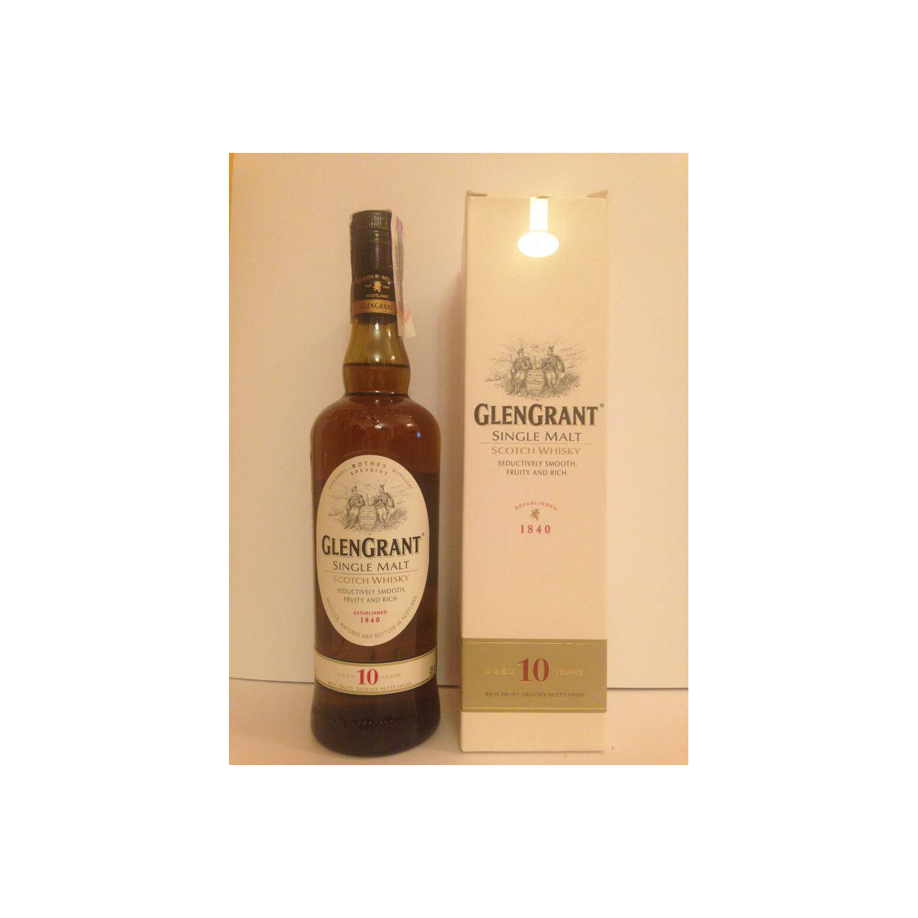 Glen Grant 10 Years Single Malt Whisky 2