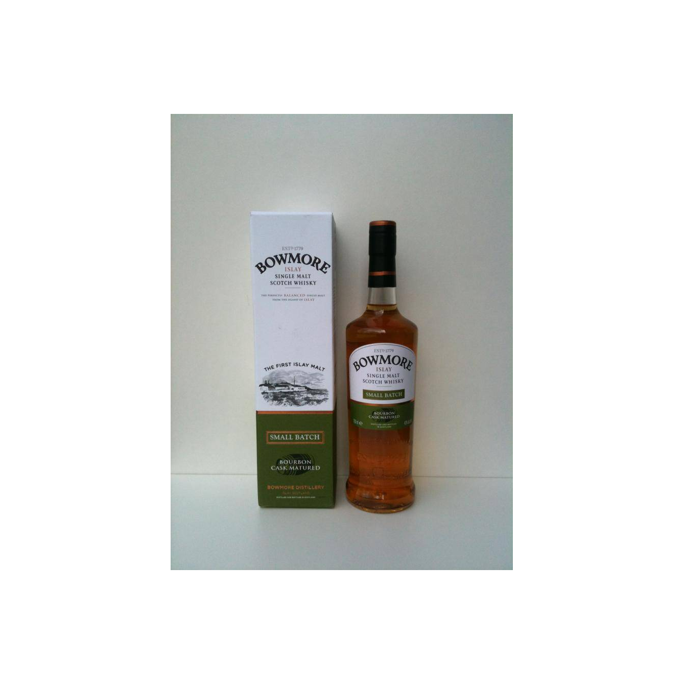 Bowmore Single Malt Whisky 2