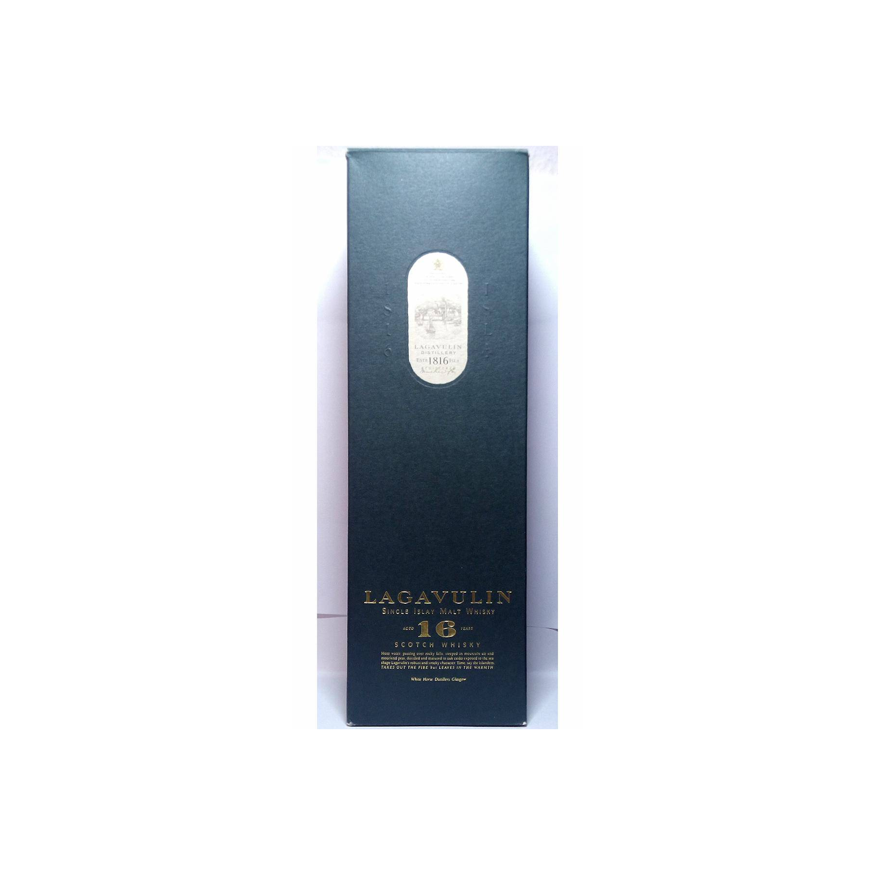 Lagavulin 16 Years Single Malt Whisky 2