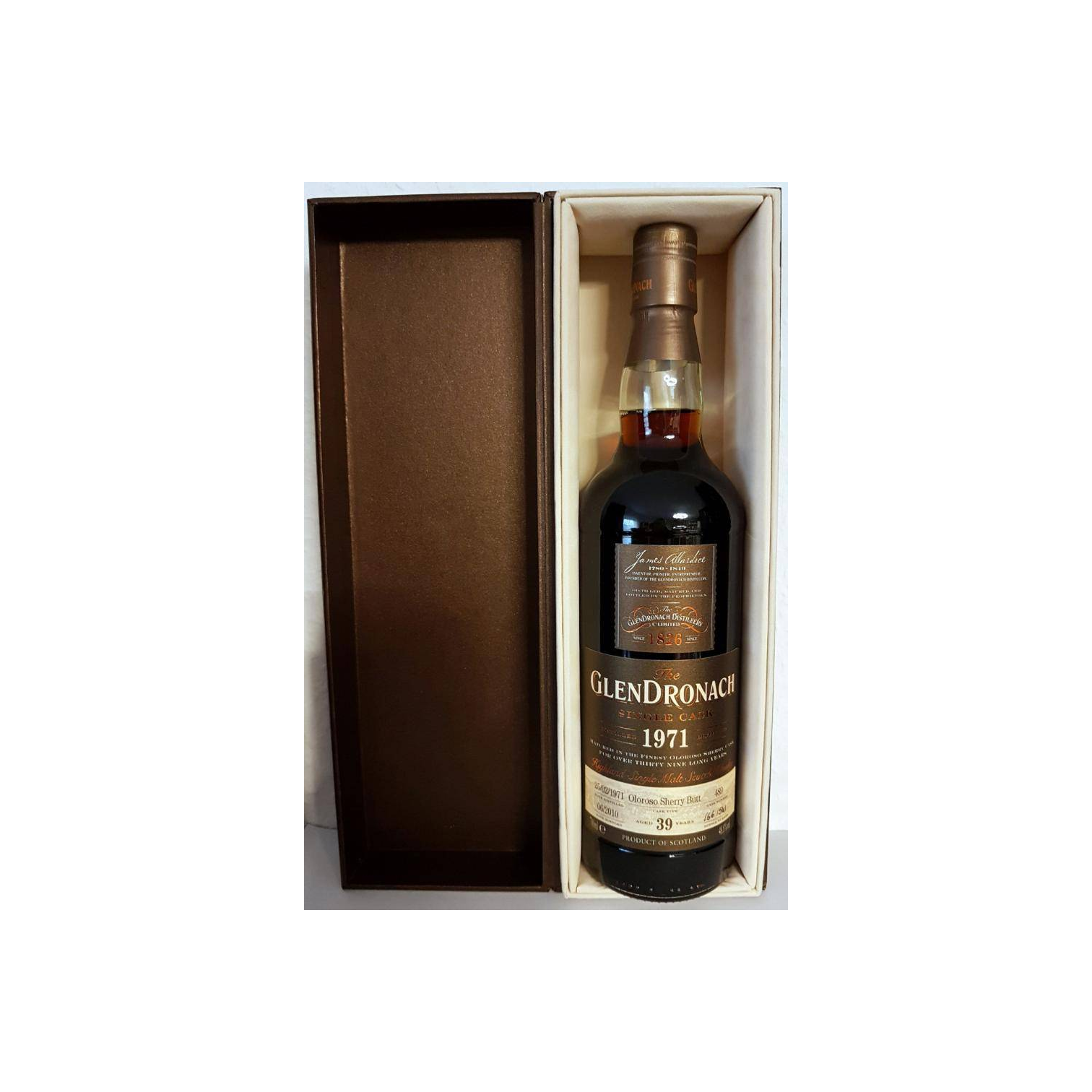 GlenDronach 1971 39 Years Single Malt Whisky 3
