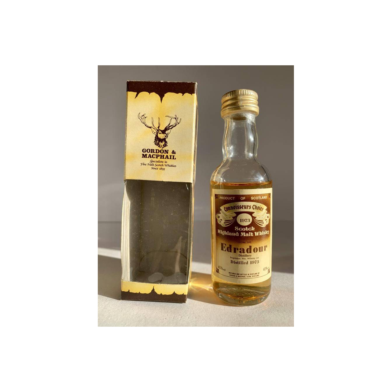 Edradour Connoisseurs Choice 1973 Single Malt Whisky 2
