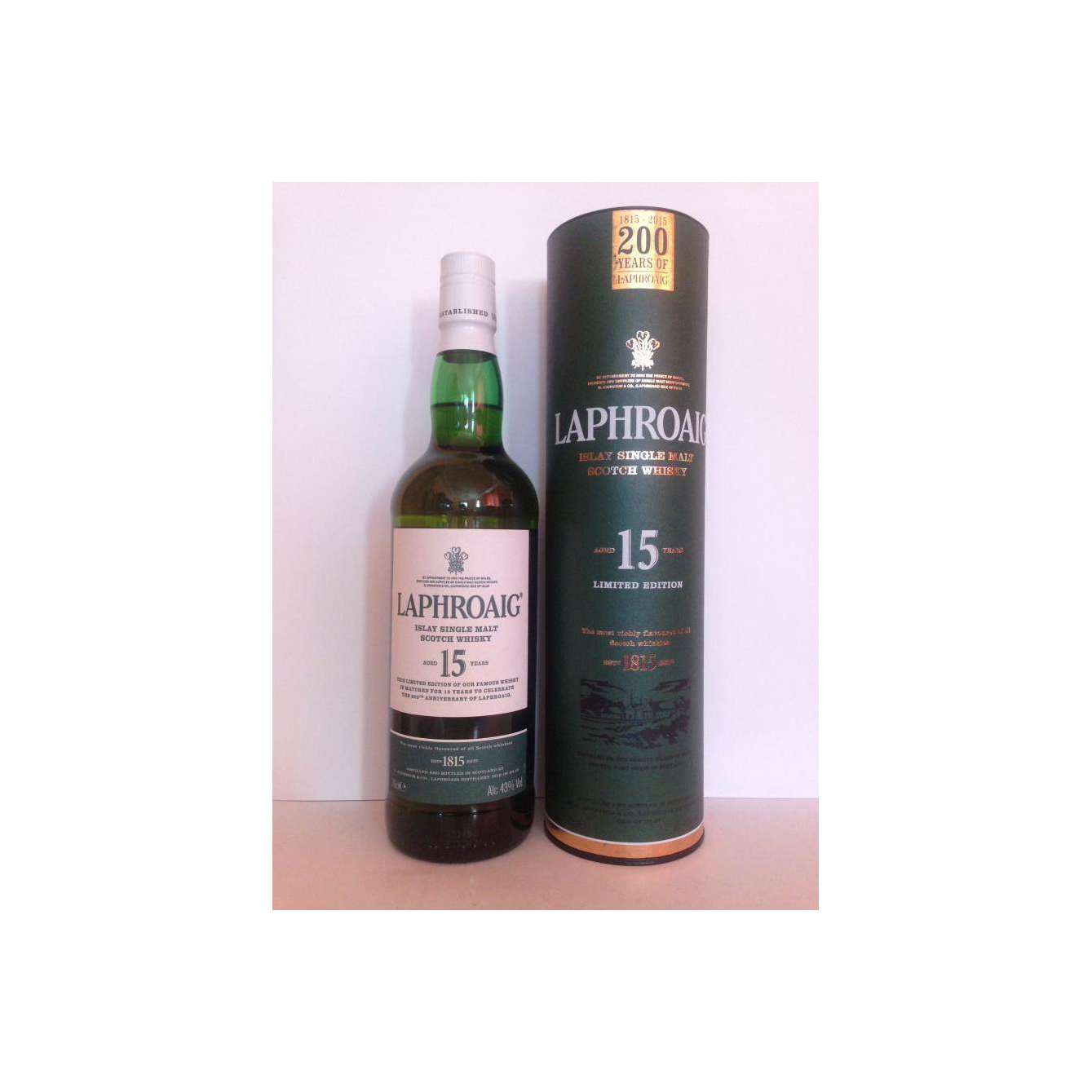 Laphroaig 15 Years Single Malt Whisky 2