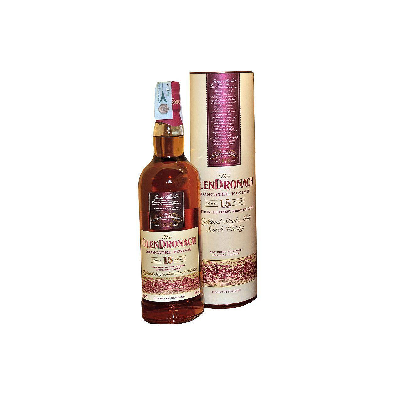 GlenDronach 15 Years Single Malt Whisky 3