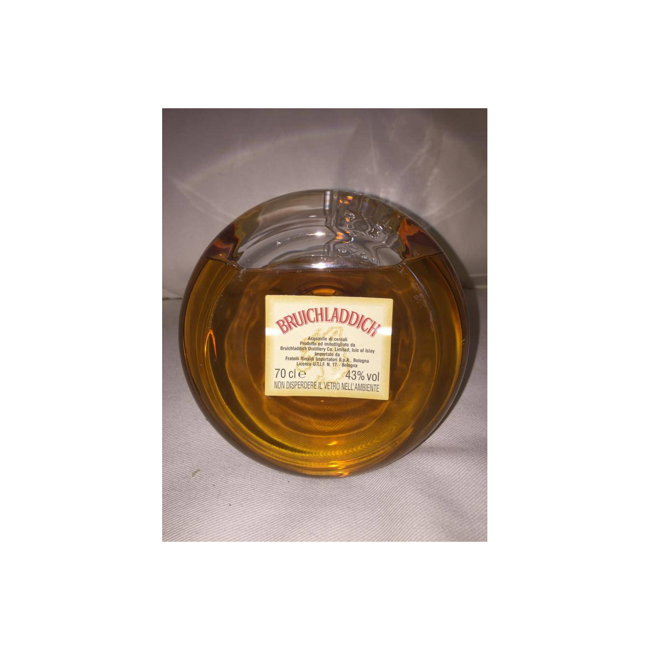 Bruichladdich 10 Years Single Malt Whisky 3