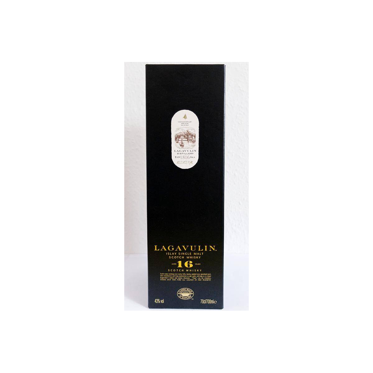 Lagavulin 16 Years Single Malt Whisky 2