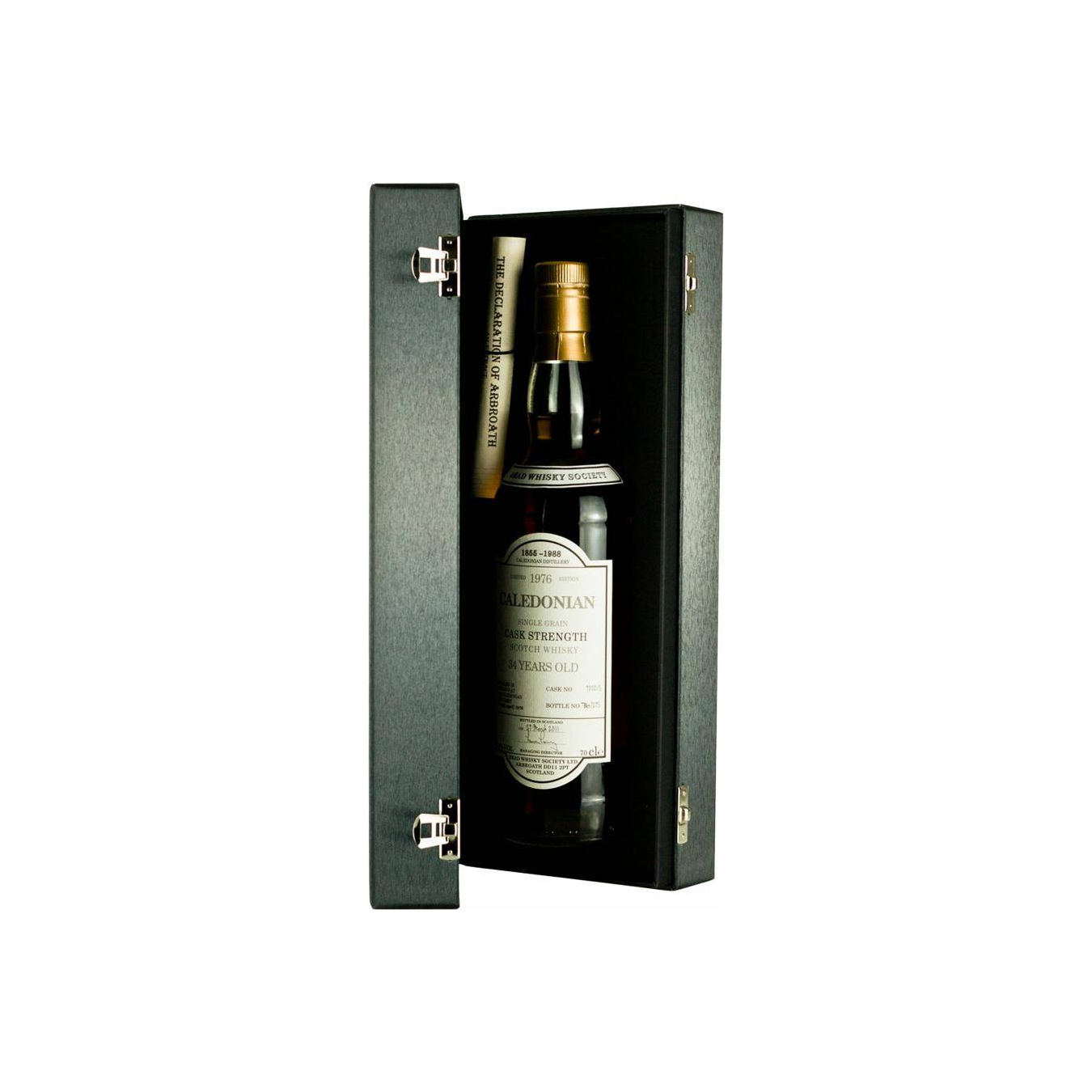 Caledonian 1976 34 Years Single Grain Whisky 3