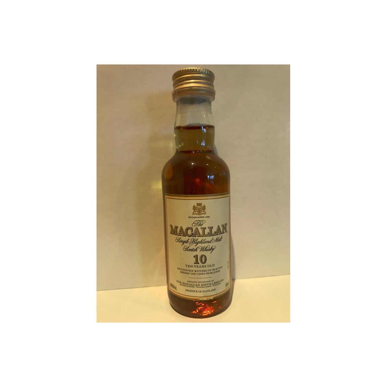 The Macallan 10 Years Single Malt Whisky 2