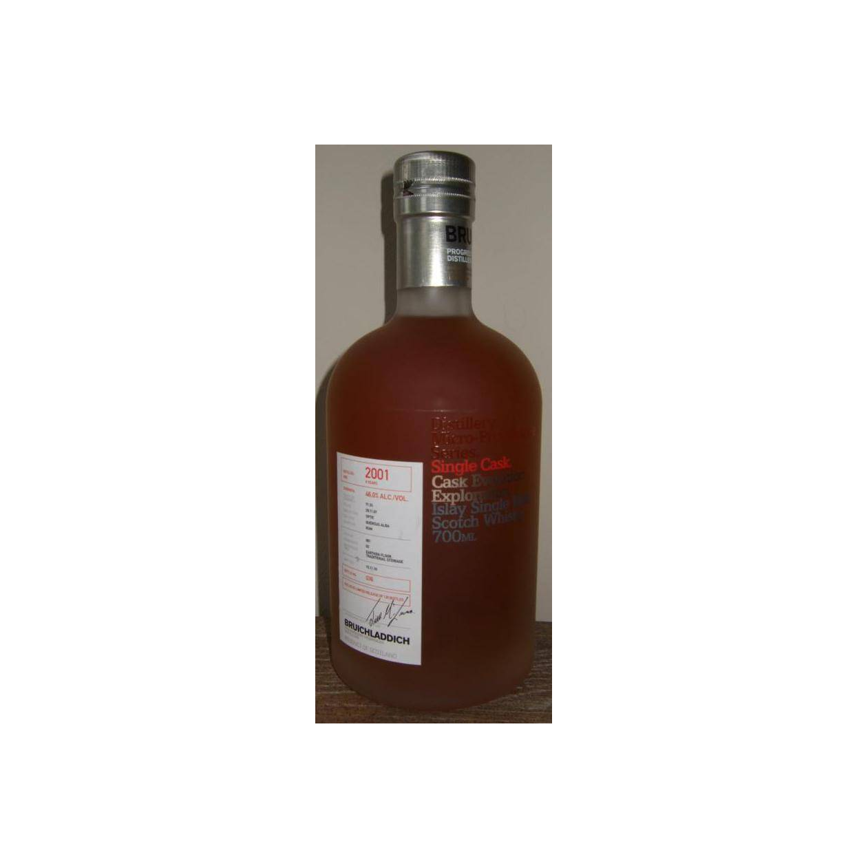 Bruichladdich 2001 8 Years Single Malt Whisky 3