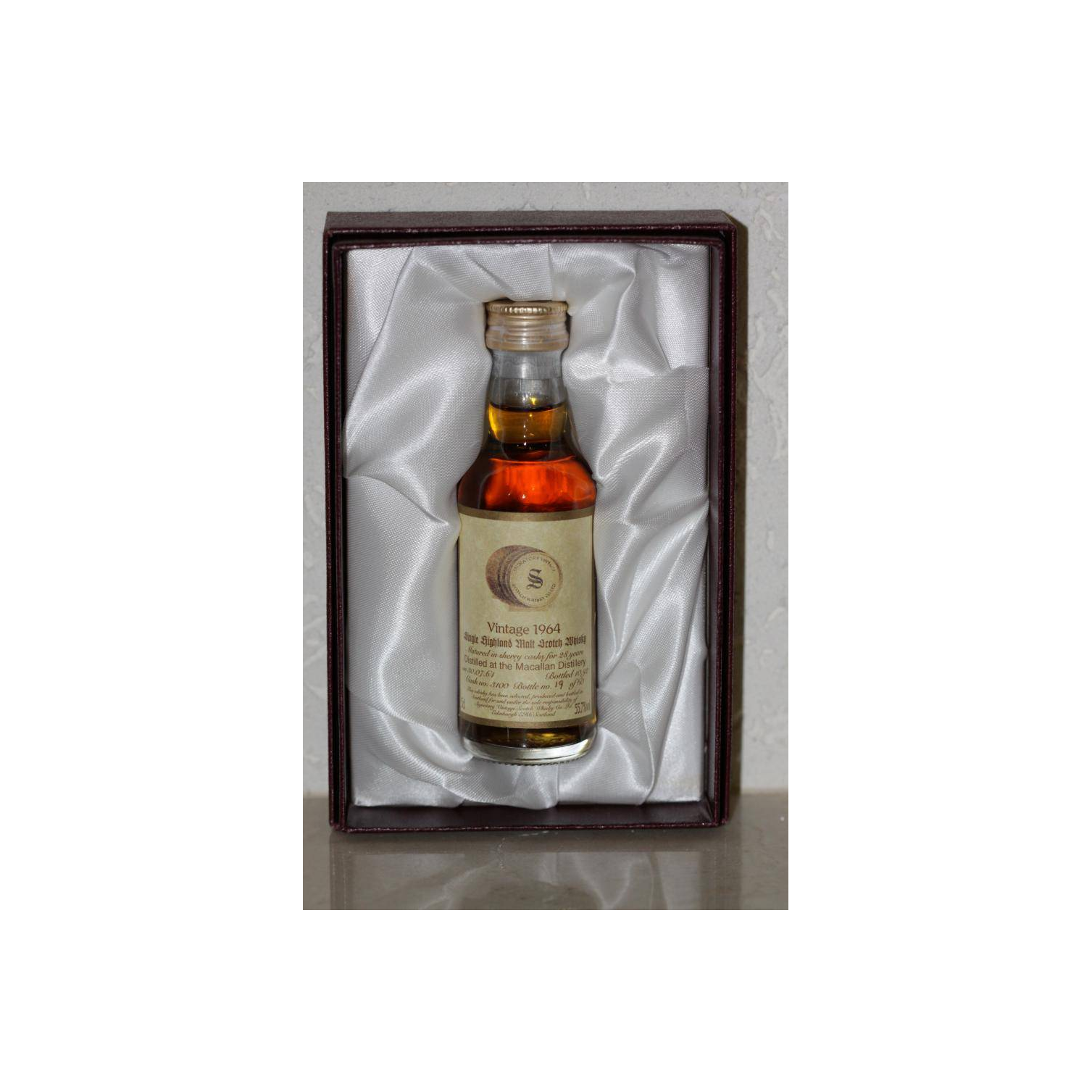 The Macallan 1964 28 Years Single Malt Whisky 3
