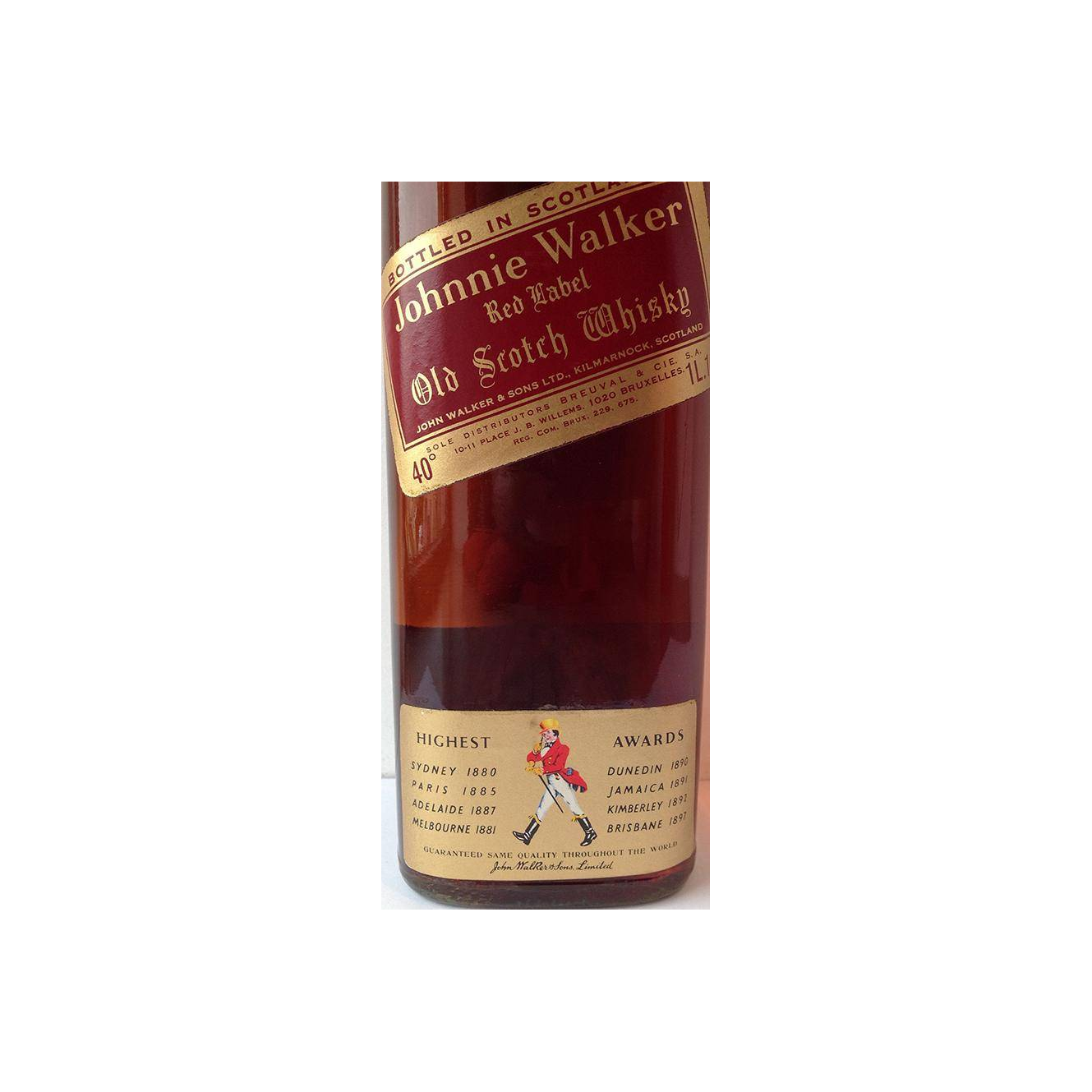 Johnnie Walker Blended Whisky 3
