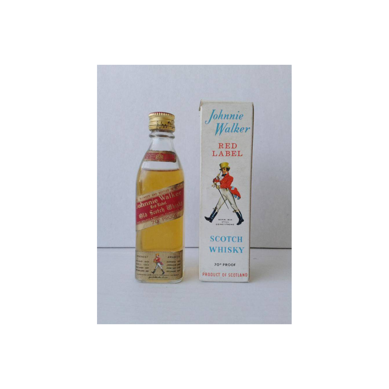 Johnnie Walker Blended Whisky 2