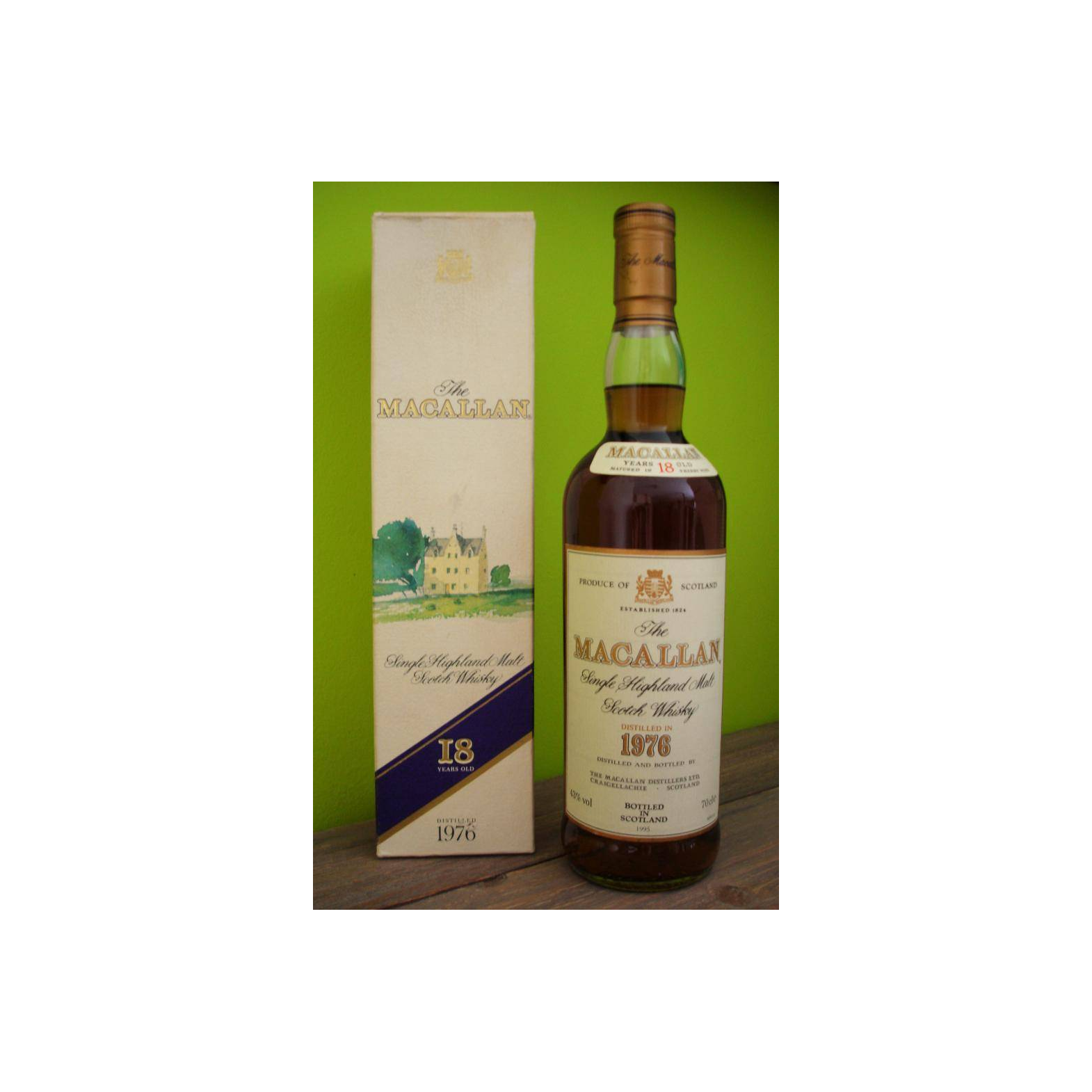 The Macallan 1976 18 Years Single Malt Whisky 2