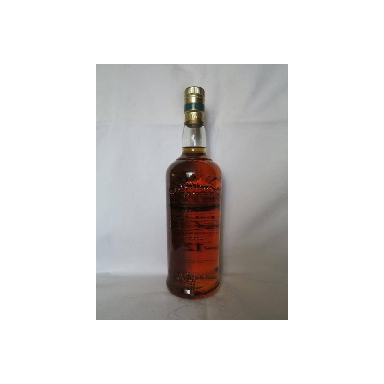 Bowmore 12 Years Single Malt Whisky 2