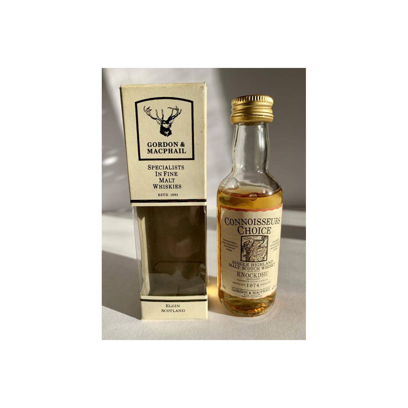 The Knockdhu 1974 Single Malt Whisky 3