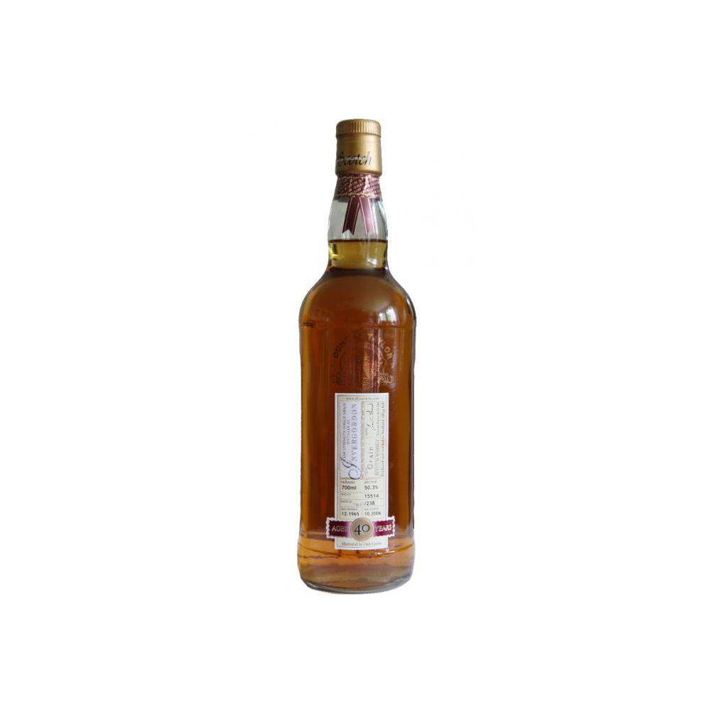 Invergordon Rare Auld 1965 40 Years Single Grain Whisky