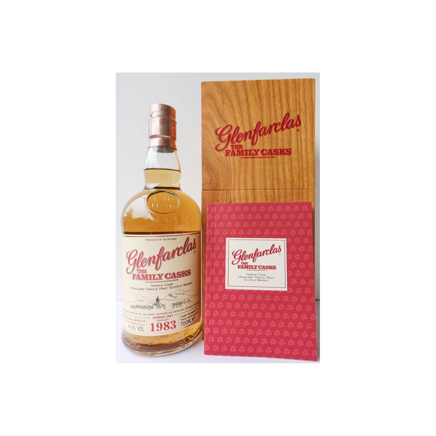 Glenfarclas 1983 33 Years Single Malt Whisky 2