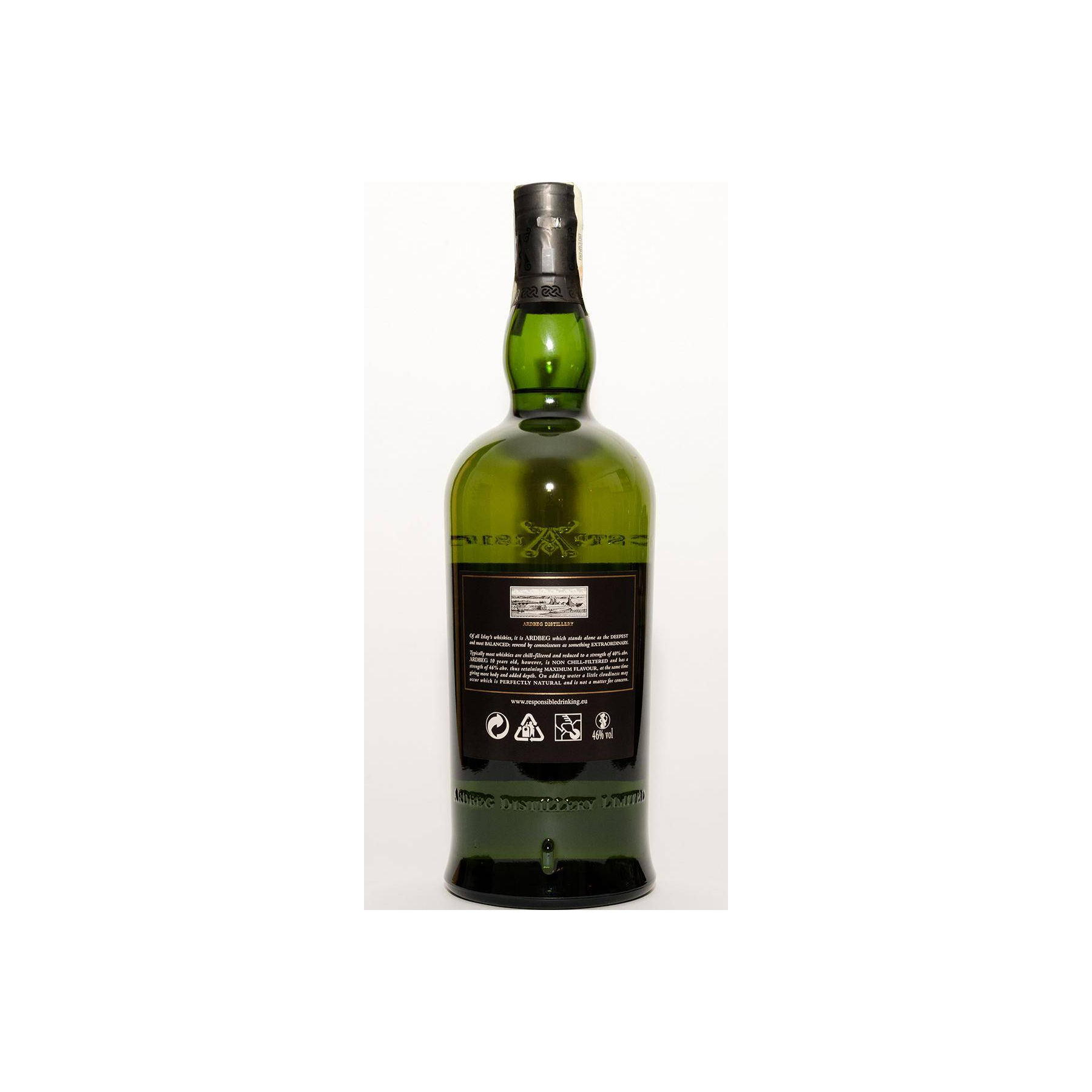 Ardbeg 10 Years Single Malt Whisky 2
