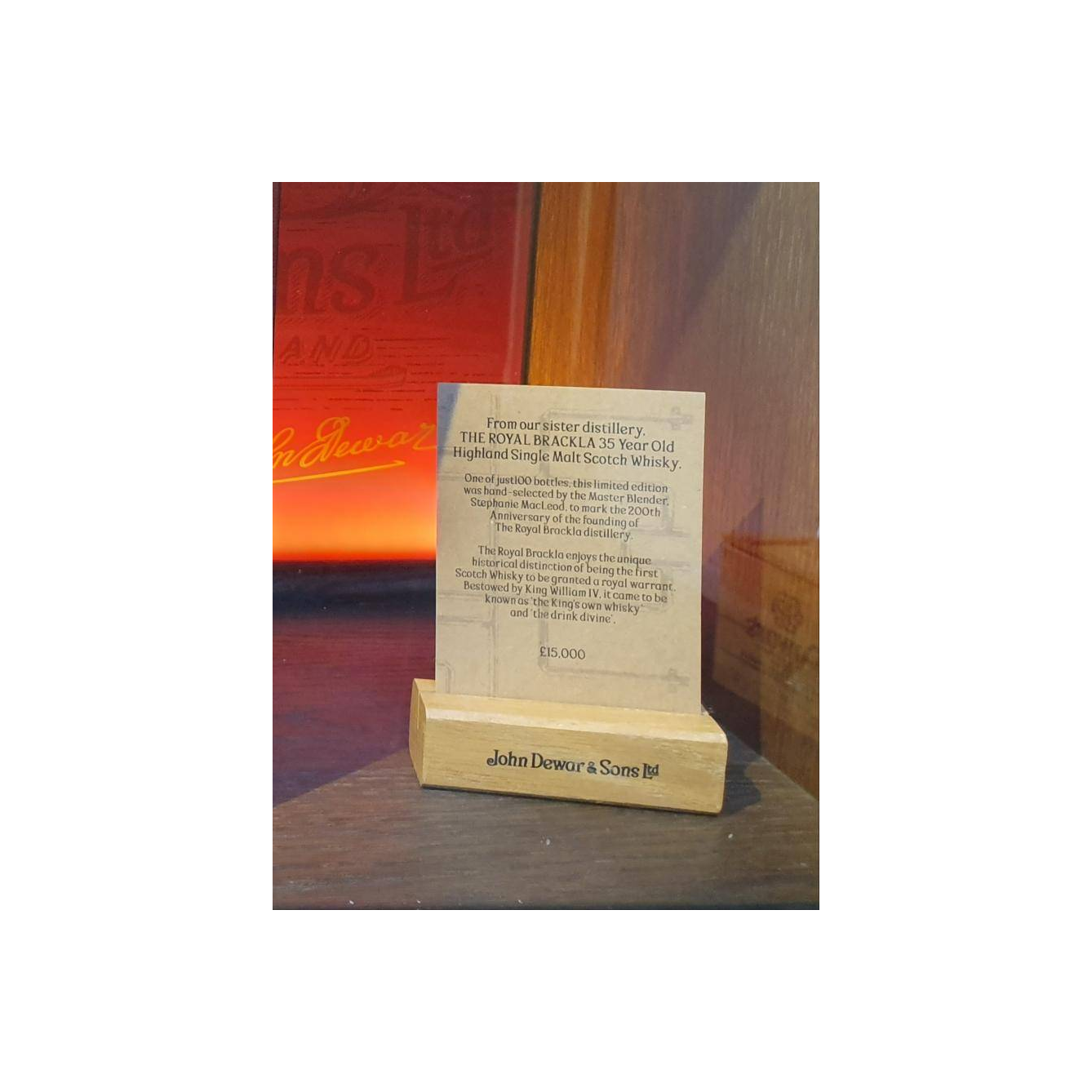 Royal Brackla 35 Years Single Malt Whisky 3