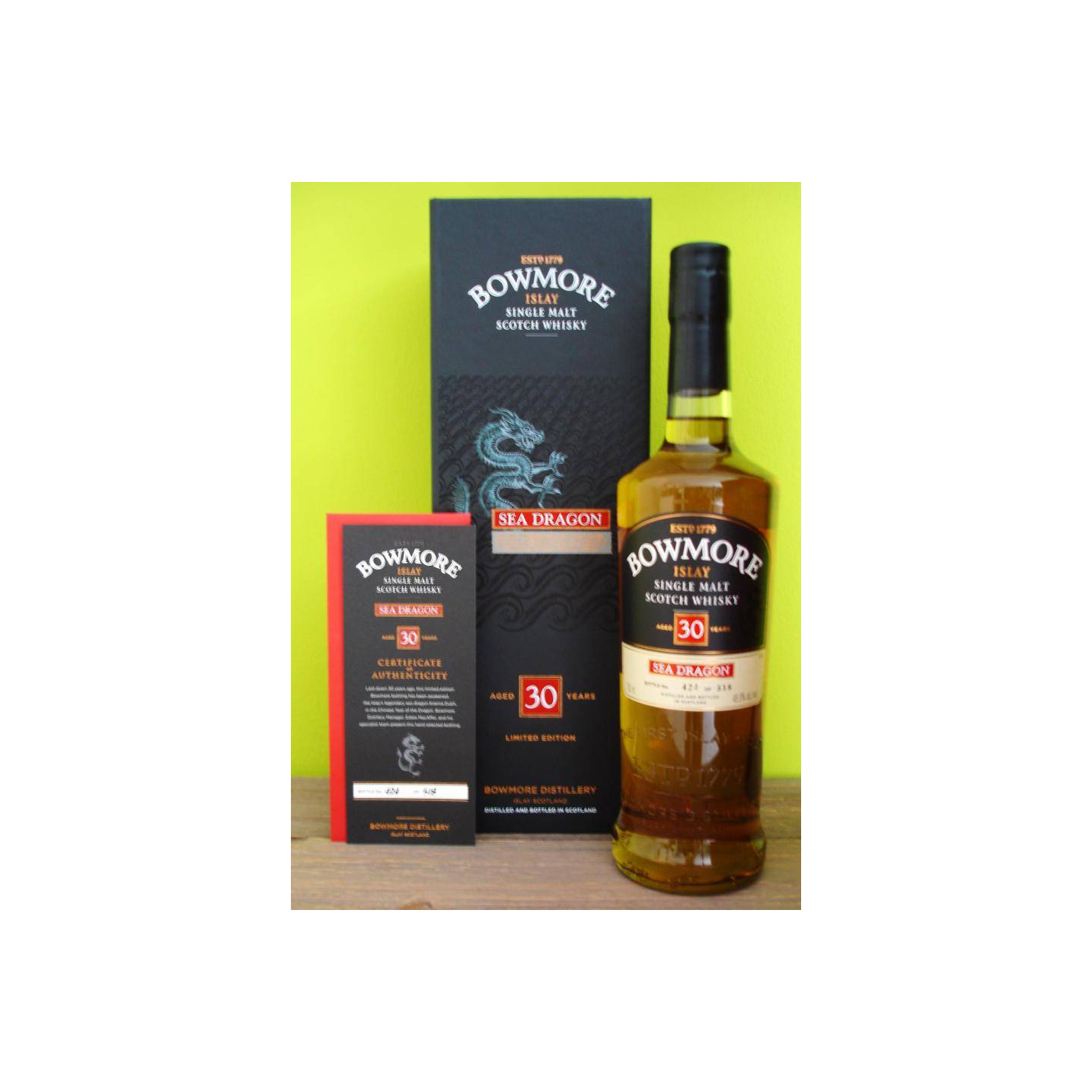 Bowmore 30 Years Single Malt Whisky 2