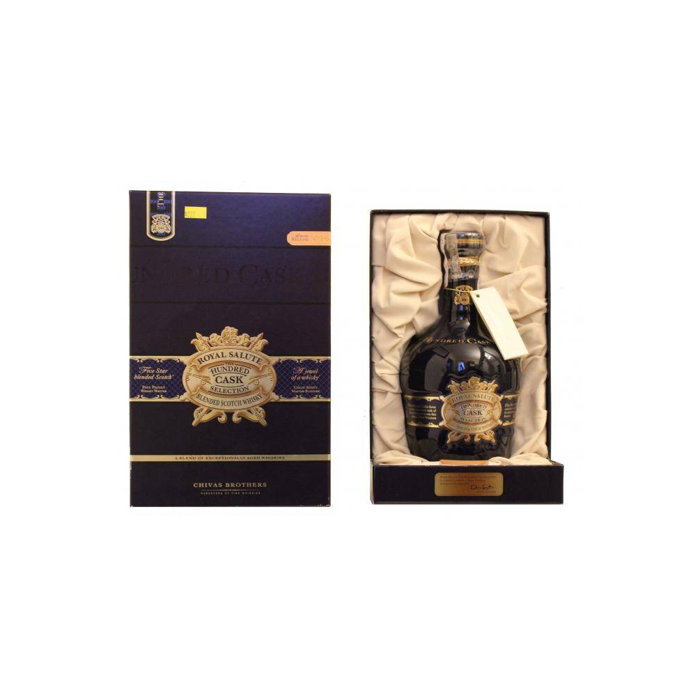 Chivas Regal Blended Whisky 2