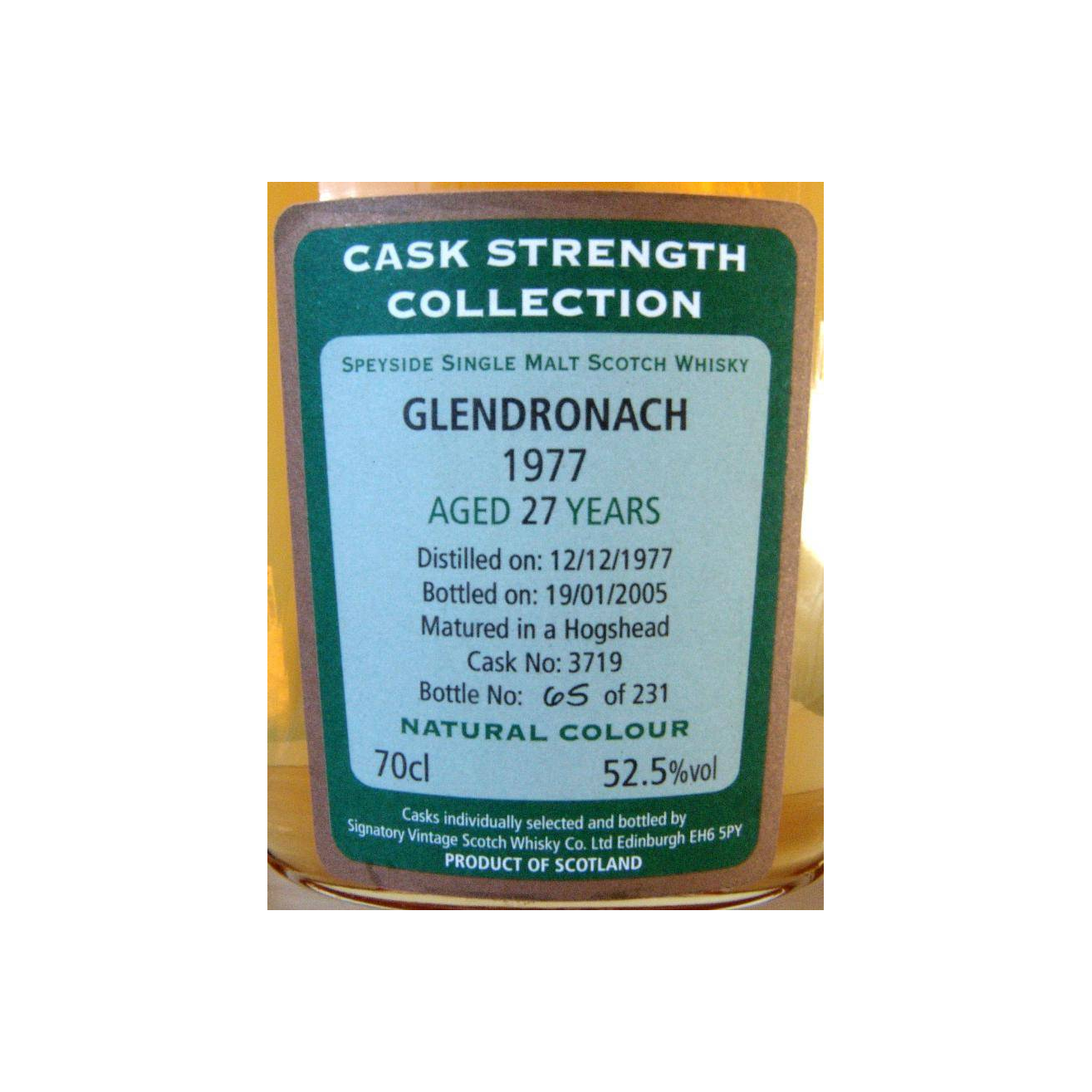 GlenDronach Cask Strength Collection 1977 27 Years Single Malt Whisky 2