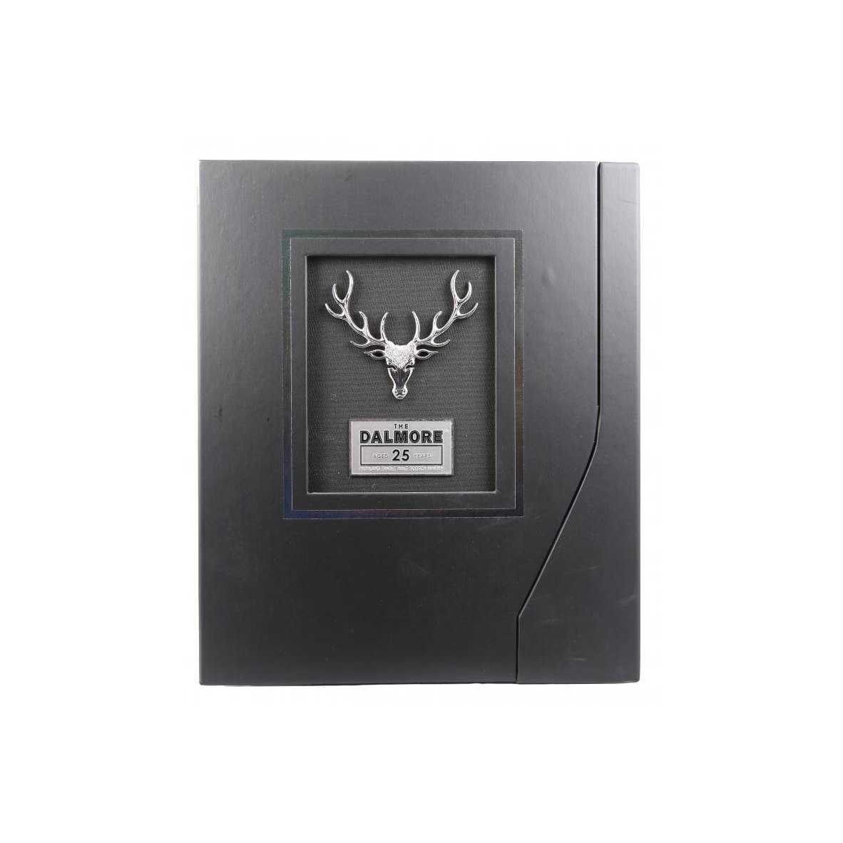 The Dalmore 25 Years Single Malt Whisky 3