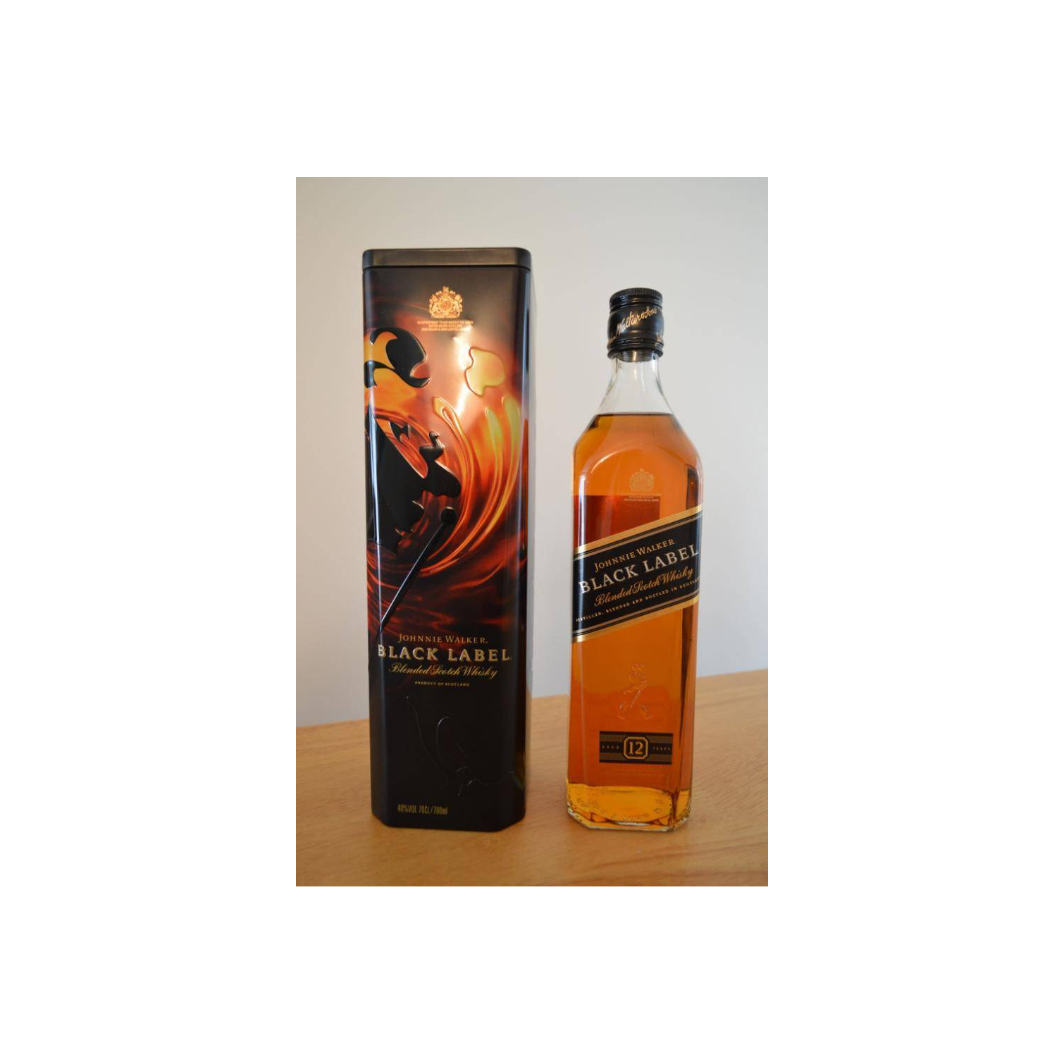 Johnnie Walker Blended Scotch Whisky 12 Years Blended Whisky 2