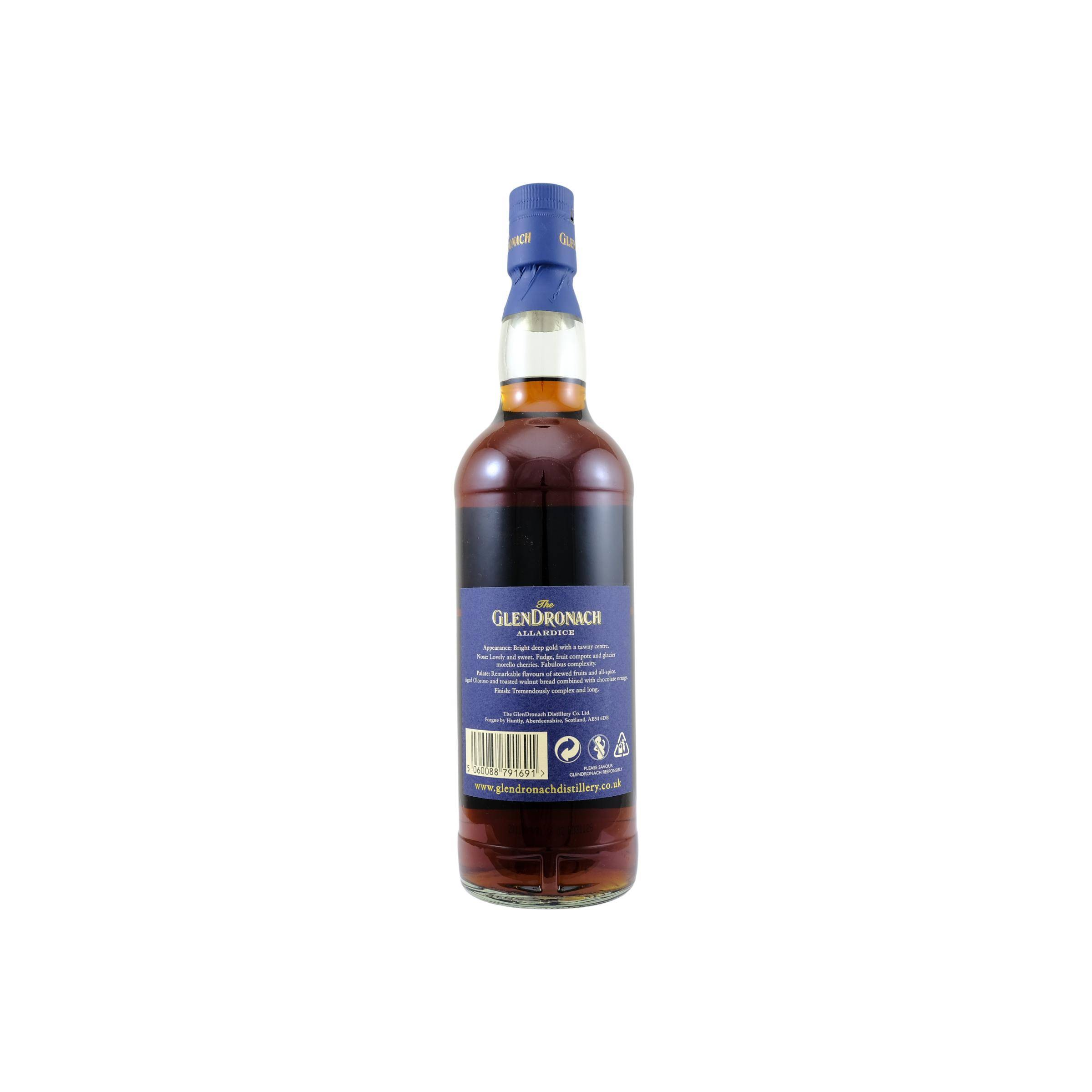 GlenDronach 18 Years Single Malt Whisky 2