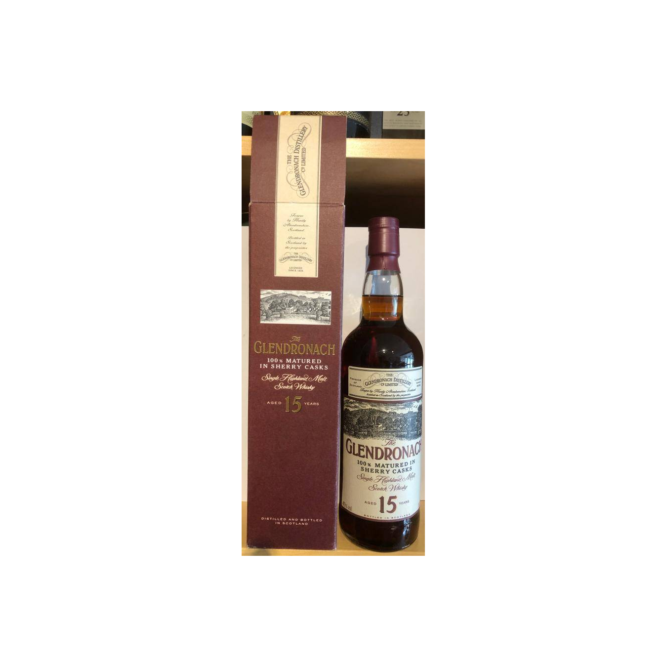GlenDronach 15 Years Single Malt Whisky 2