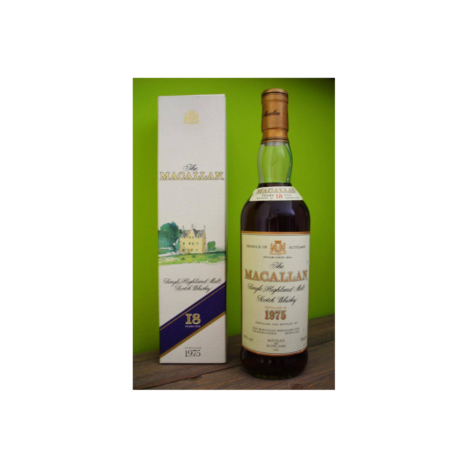 The Macallan 1975 18 Years Single Malt Whisky 2