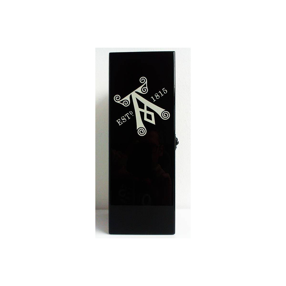 Ardbeg 10 Years Single Malt Whisky 2