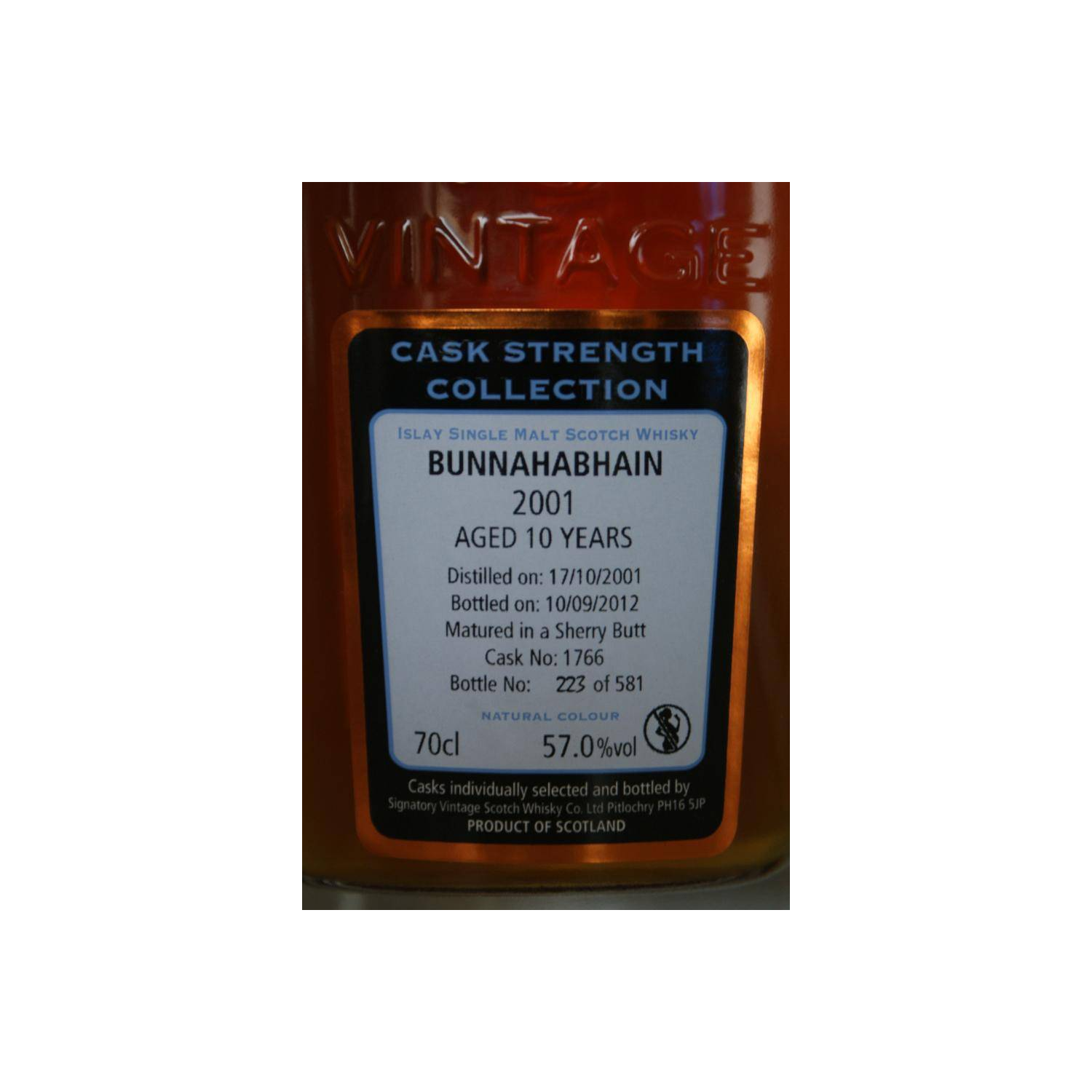 Bunnahabhain Cask Strength Collection 2001 10 Years Single Malt Whisky 2