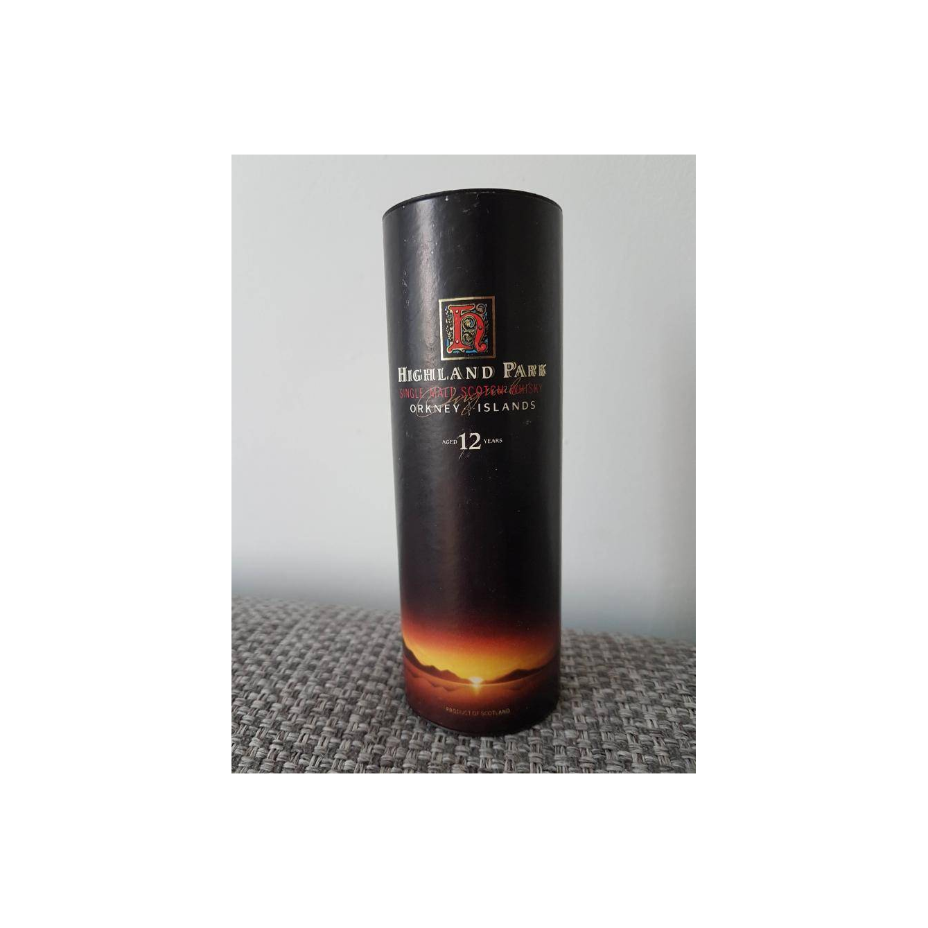 Highland Park 12 Years Single Malt Whisky 2