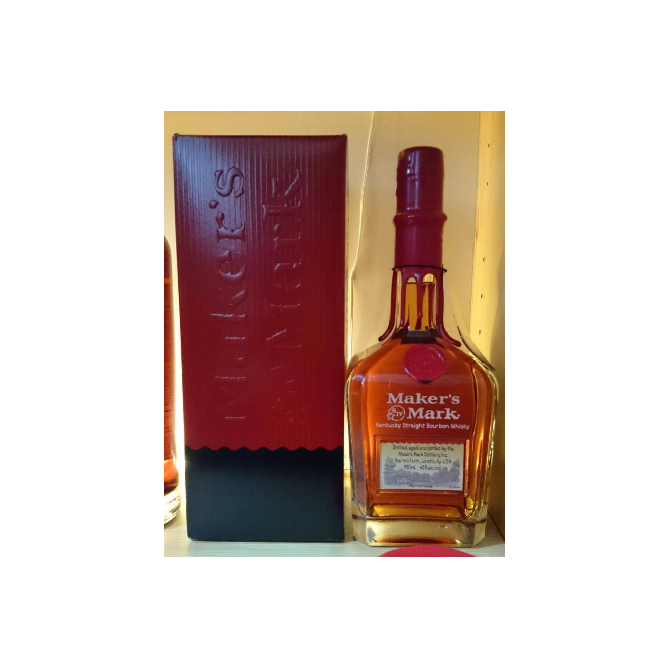 Maker's Mark Bourbon Whisky 2