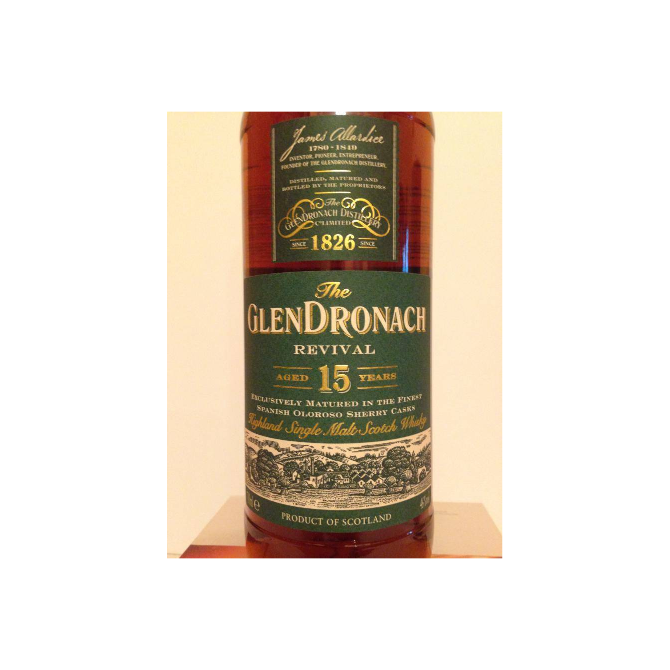 GlenDronach 15 Years Single Malt Whisky 3