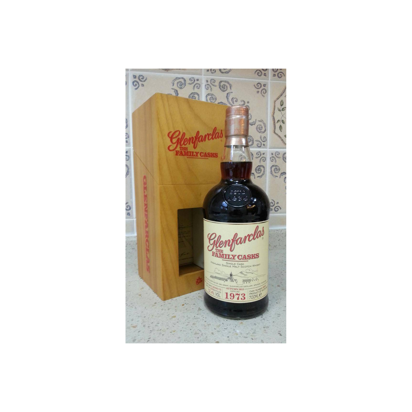 Glenfarclas 1973 40 Years Single Malt Whisky 2