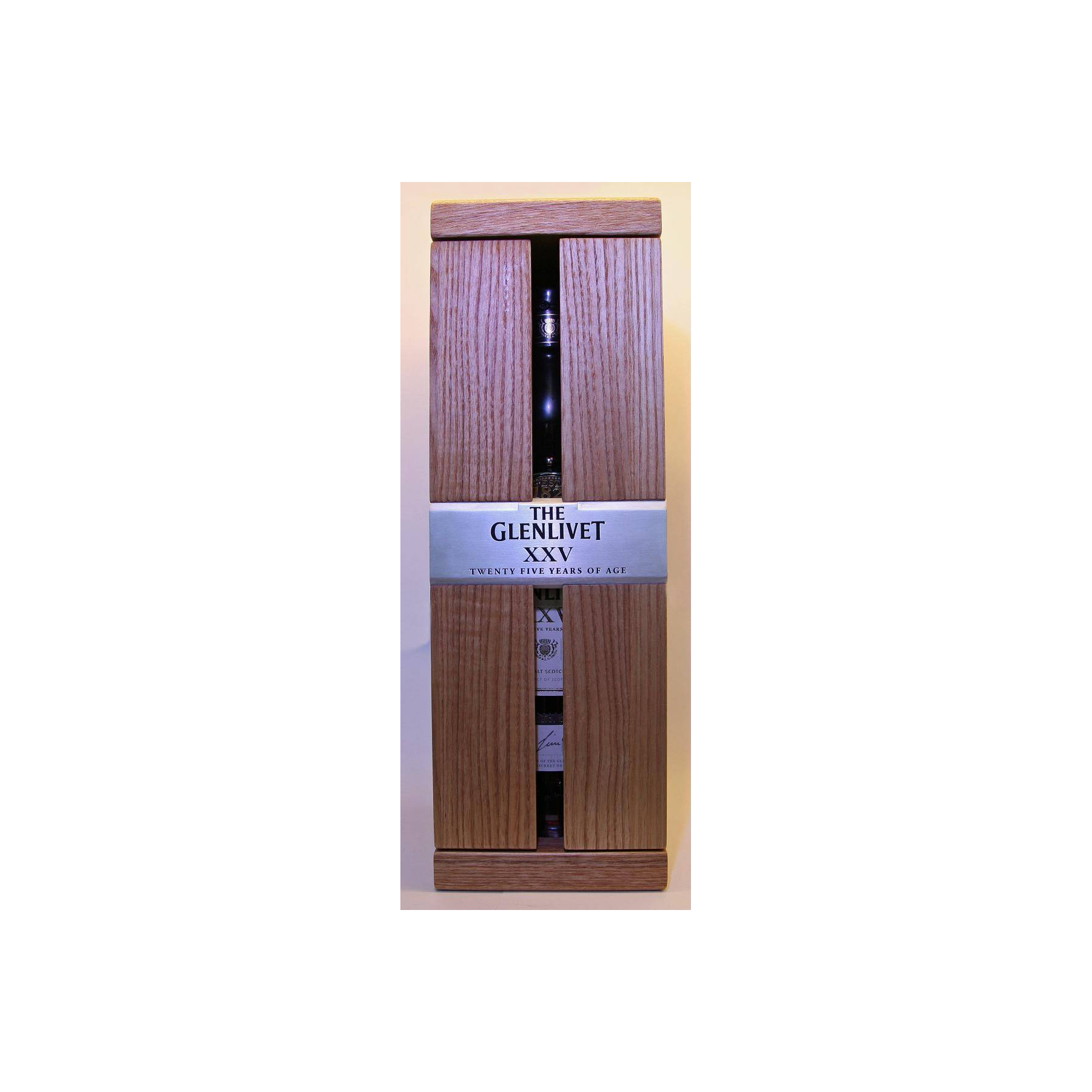 The Glenlivet 25 Years Single Malt Whisky 3