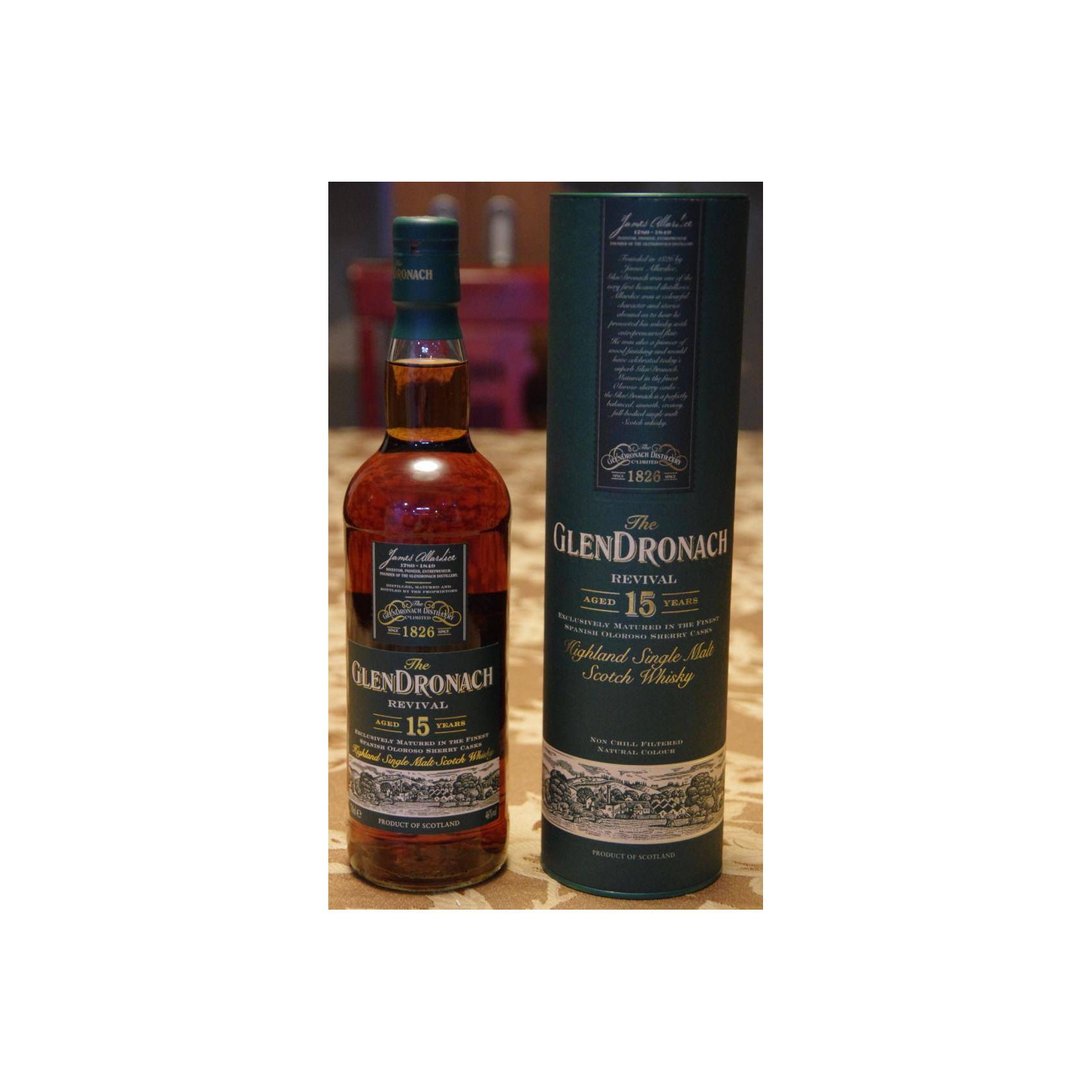 GlenDronach 15 Years Single Malt Whisky 2