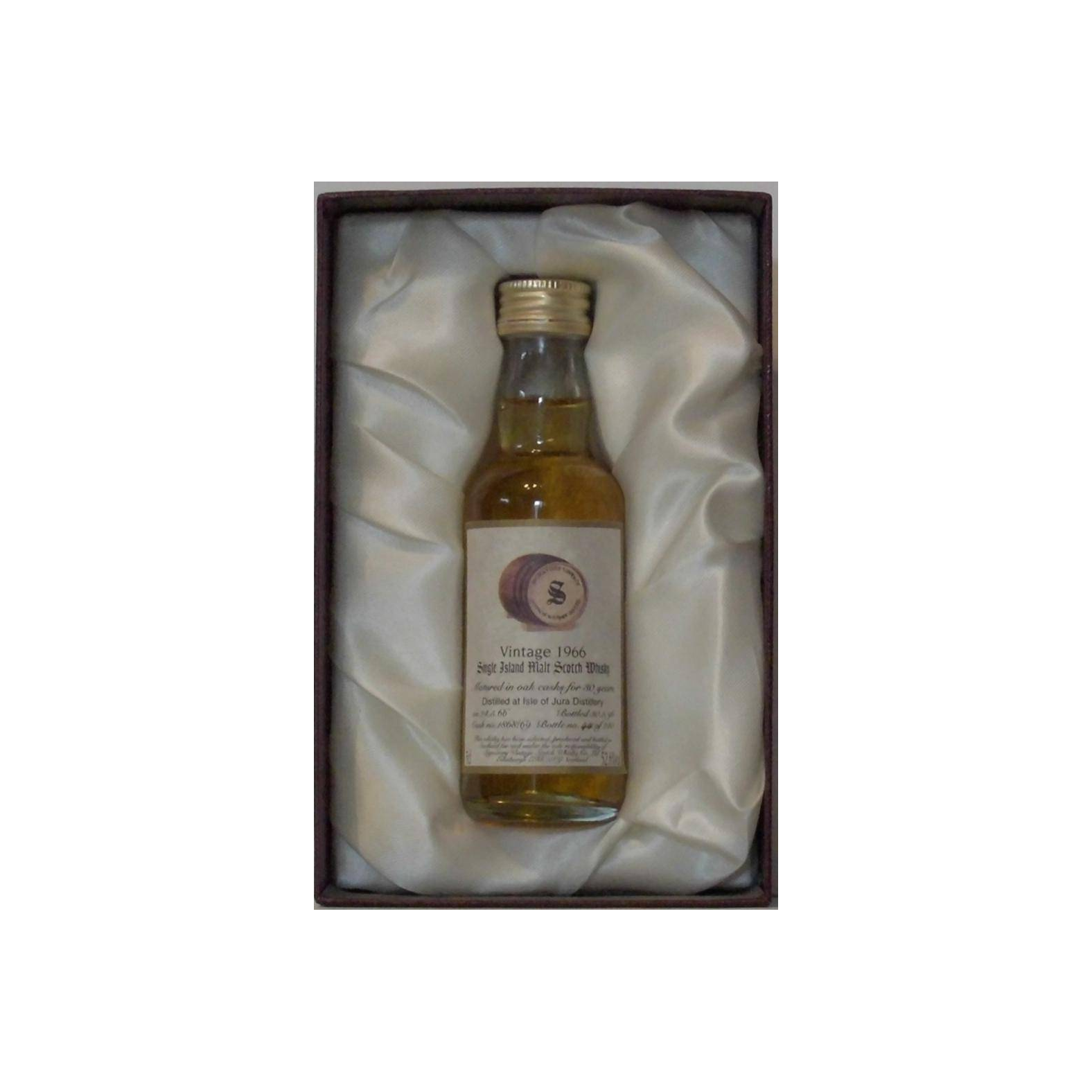 Jura 1966 30 Years Single Malt Whisky 3