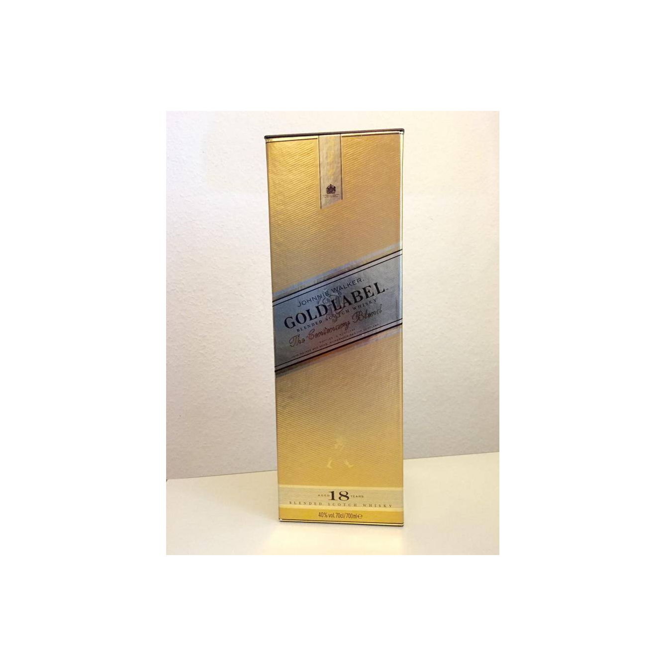 Johnnie Walker 18 Years Blended Whisky 2