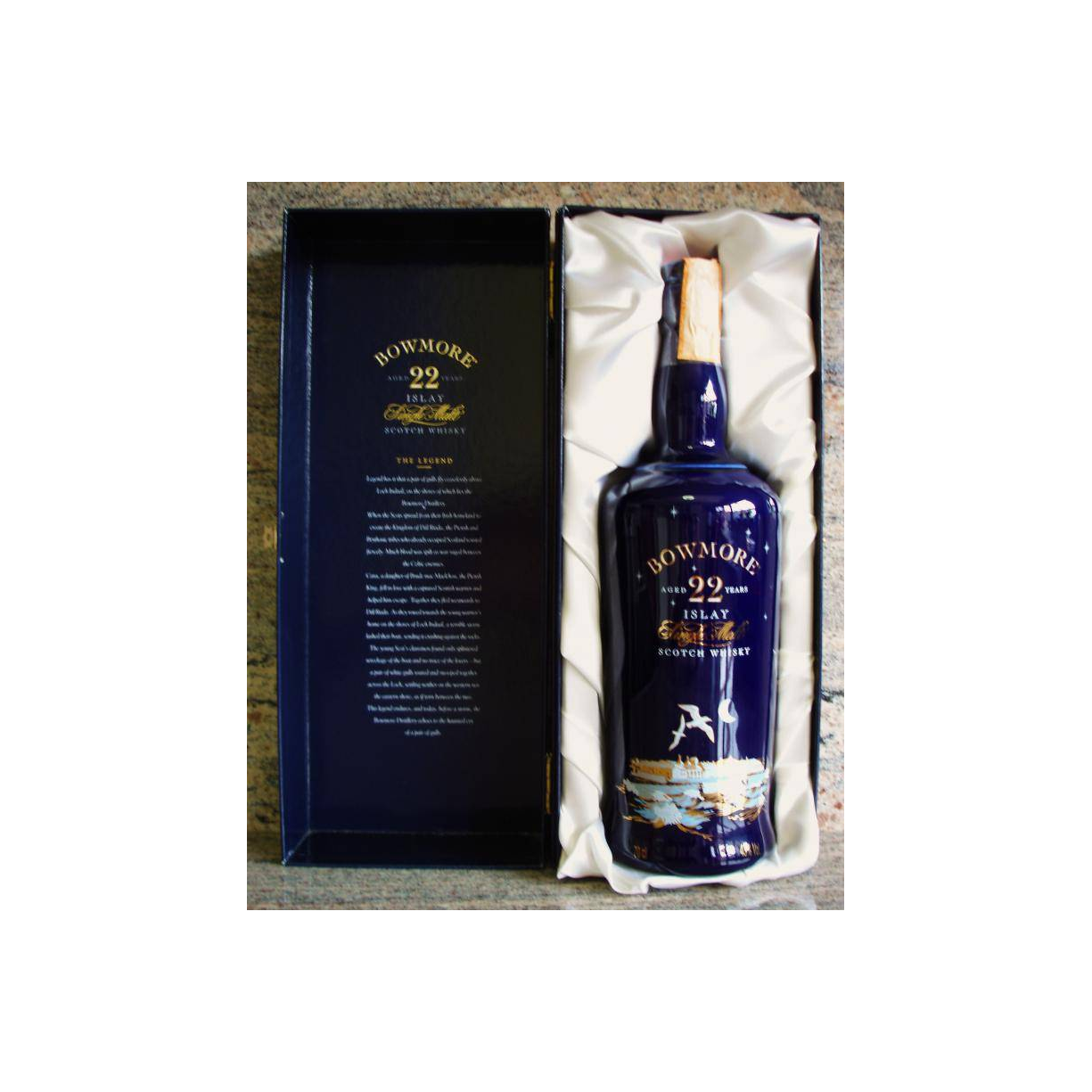 Bowmore 22 Years Single Malt Whisky 3