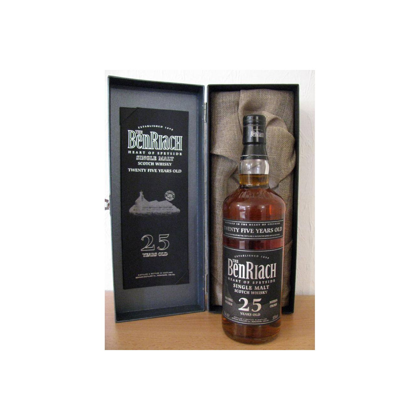 BenRiach 25 Years Single Malt Whisky 3