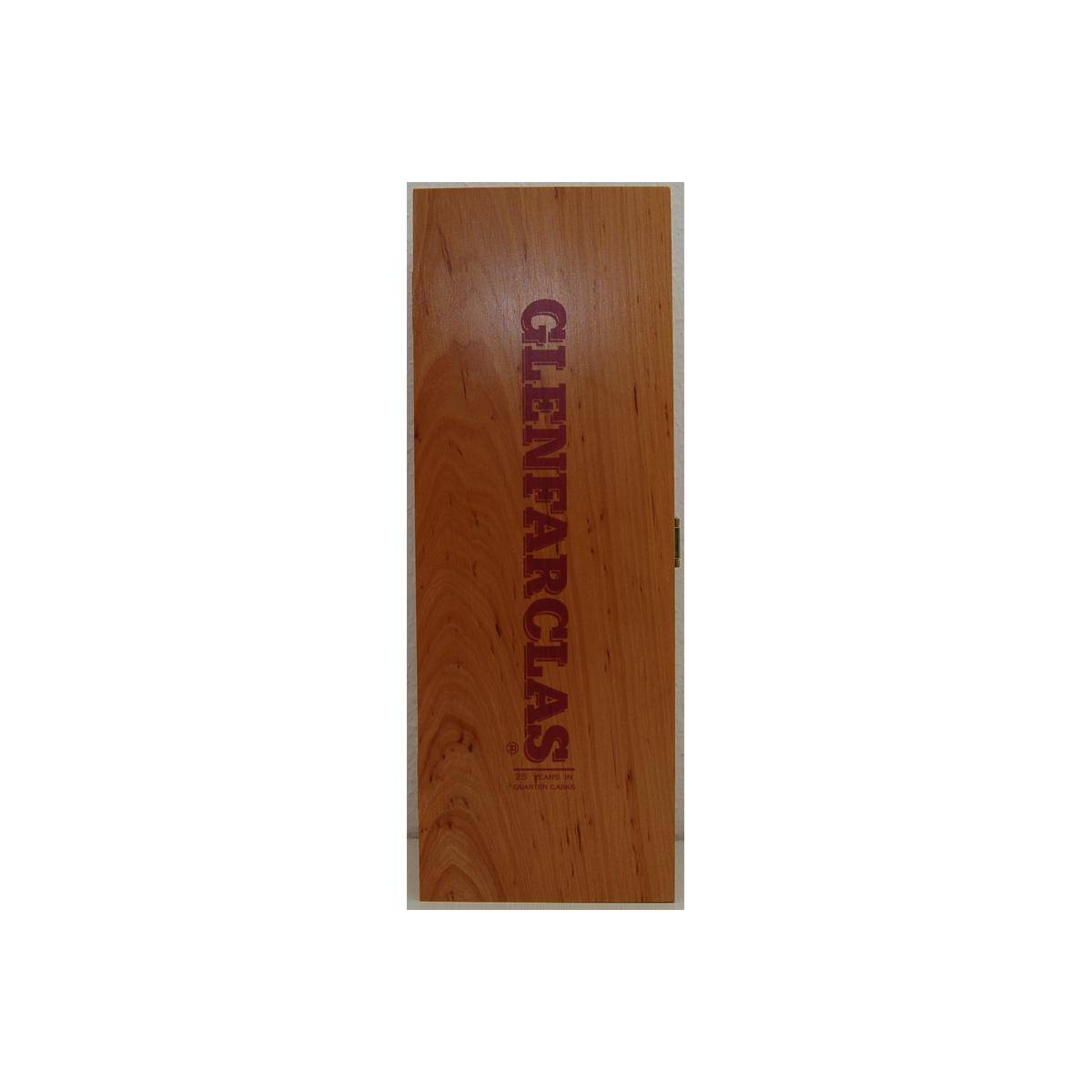 Glenfarclas 25 Years Single Malt Whisky 3