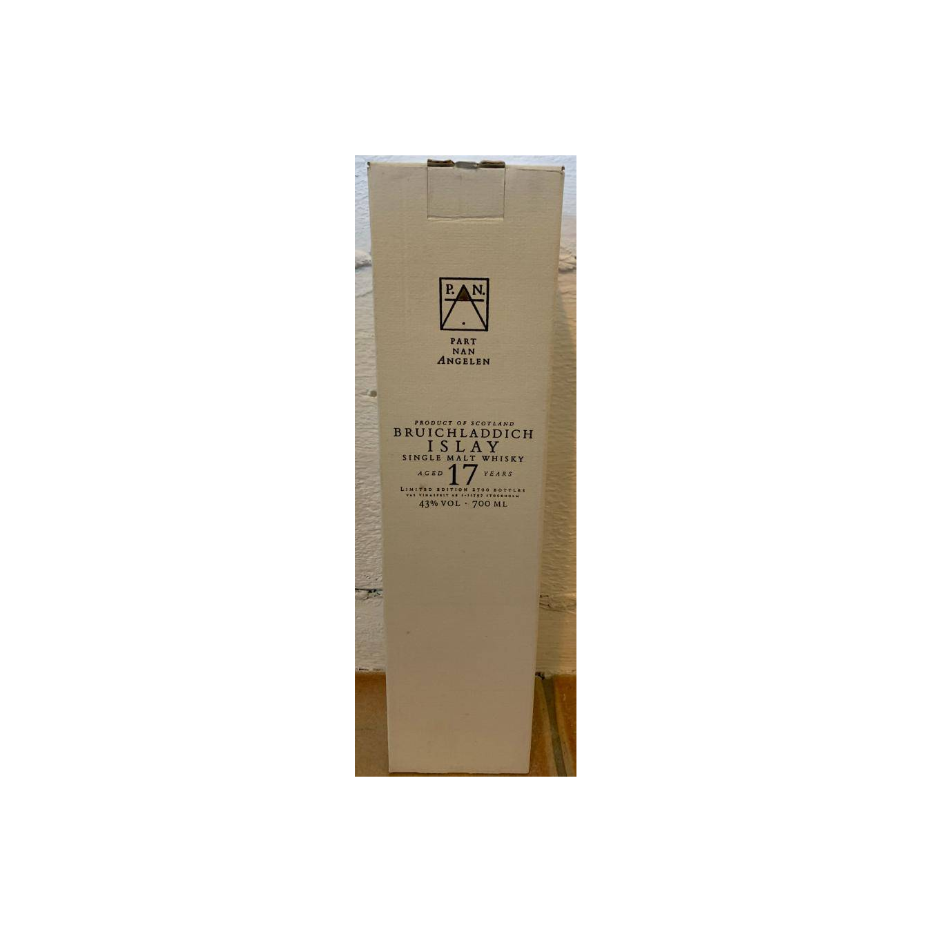 Bruichladdich 17 Years Single Malt Whisky 3