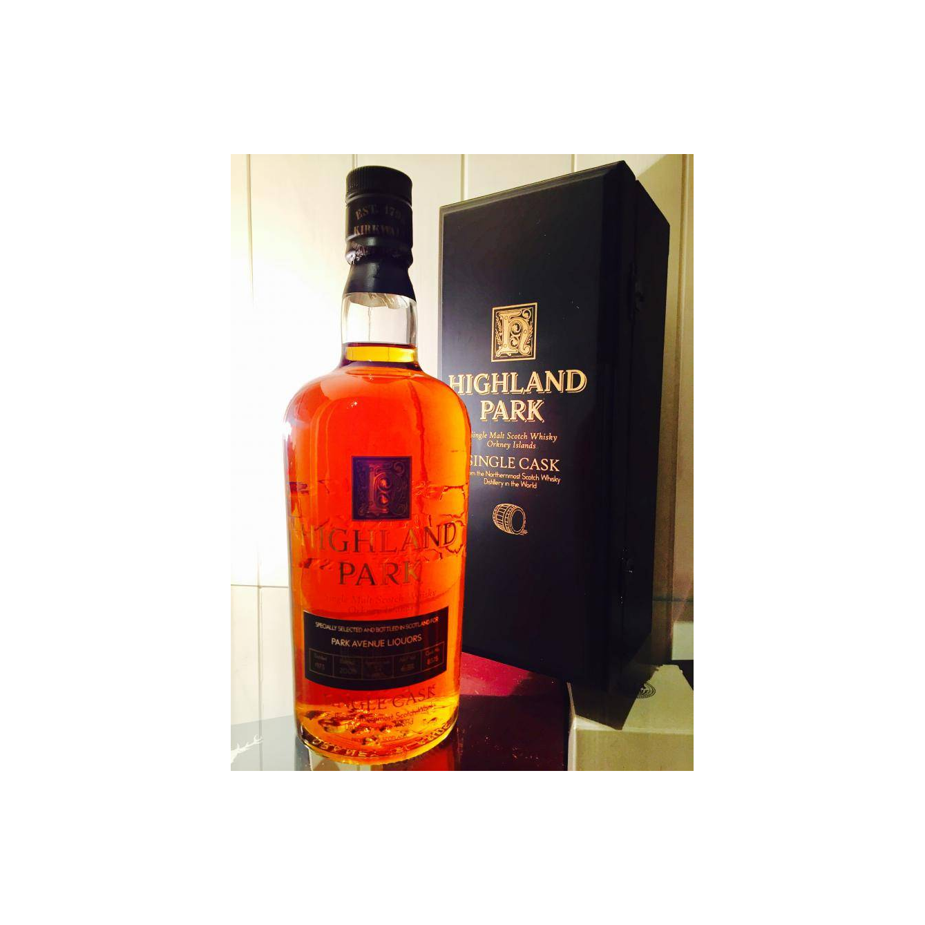 Highland Park Single Cask 1973 32 Years Single Malt Whisky 2