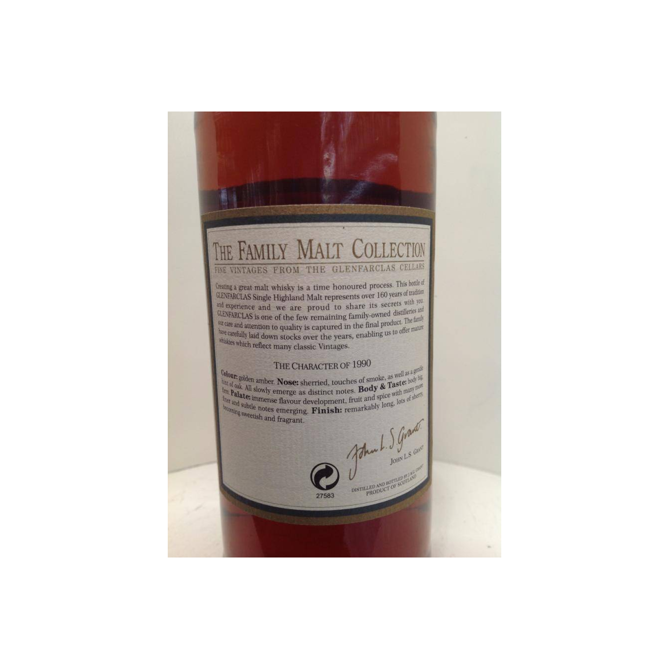Glenfarclas 1990 12 Years Single Malt Whisky 3